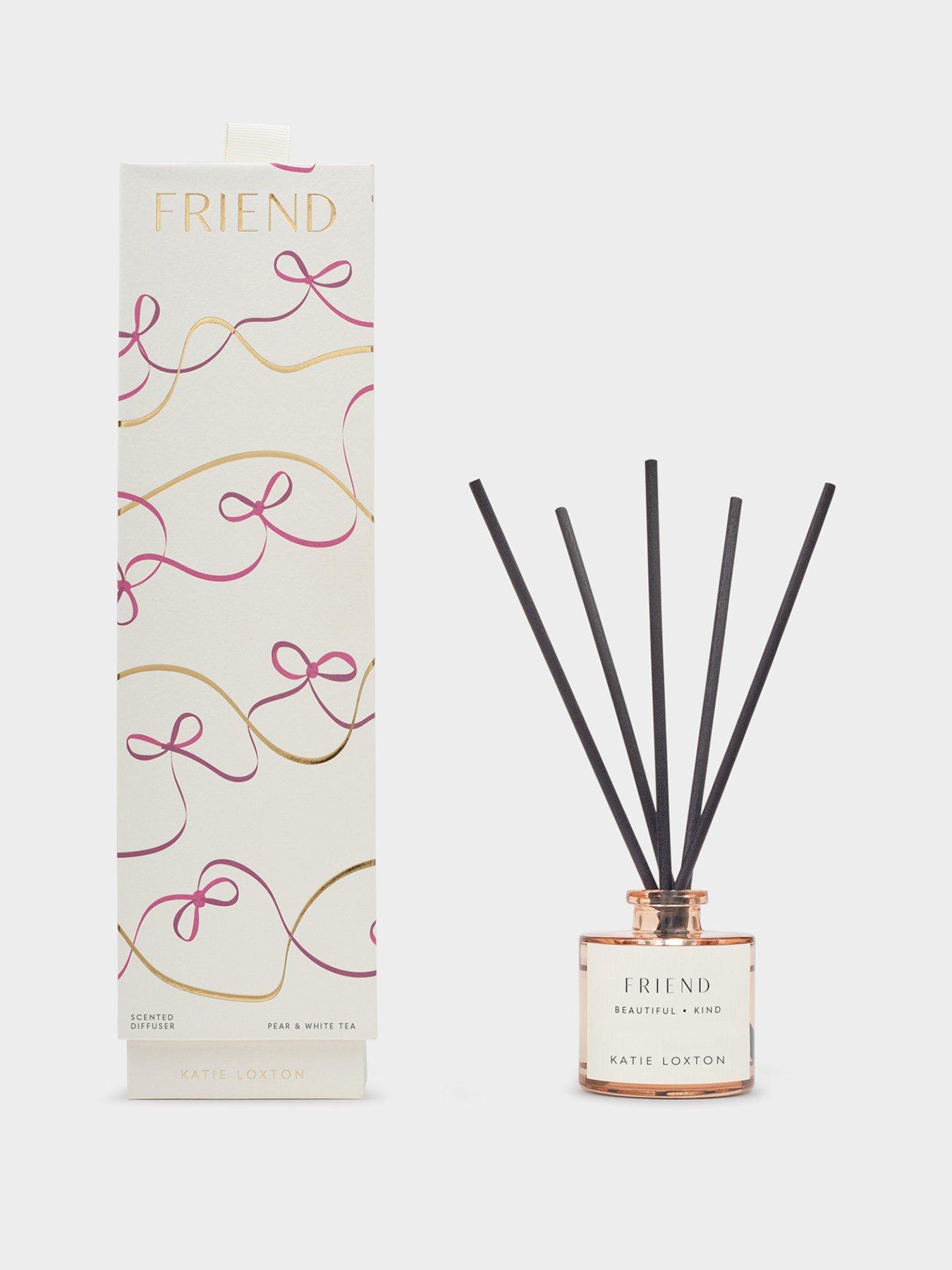 Katie Loxton SENTIMENT REED DIFFUSER | FRIEND | English Pear and White Tea | 8.2cm x 6.4cm x 6.4cm