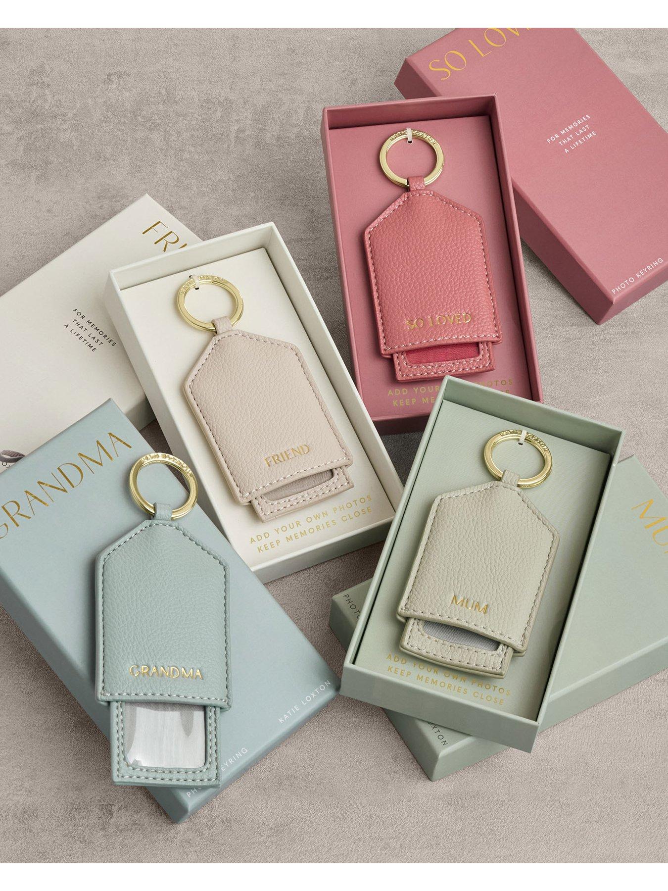 katie-loxton-hidden-photo-keyring-so-loved-raspberry-pink-75cm-x-55cmoutfit