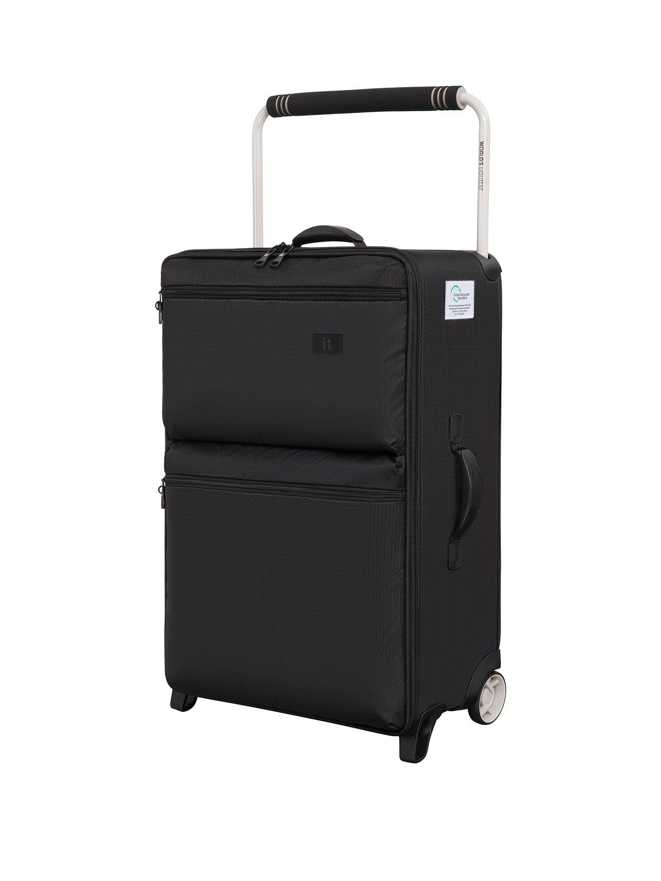 it-luggage-popstar-black-worlds-lightest-wide-handle-medium-suitcase