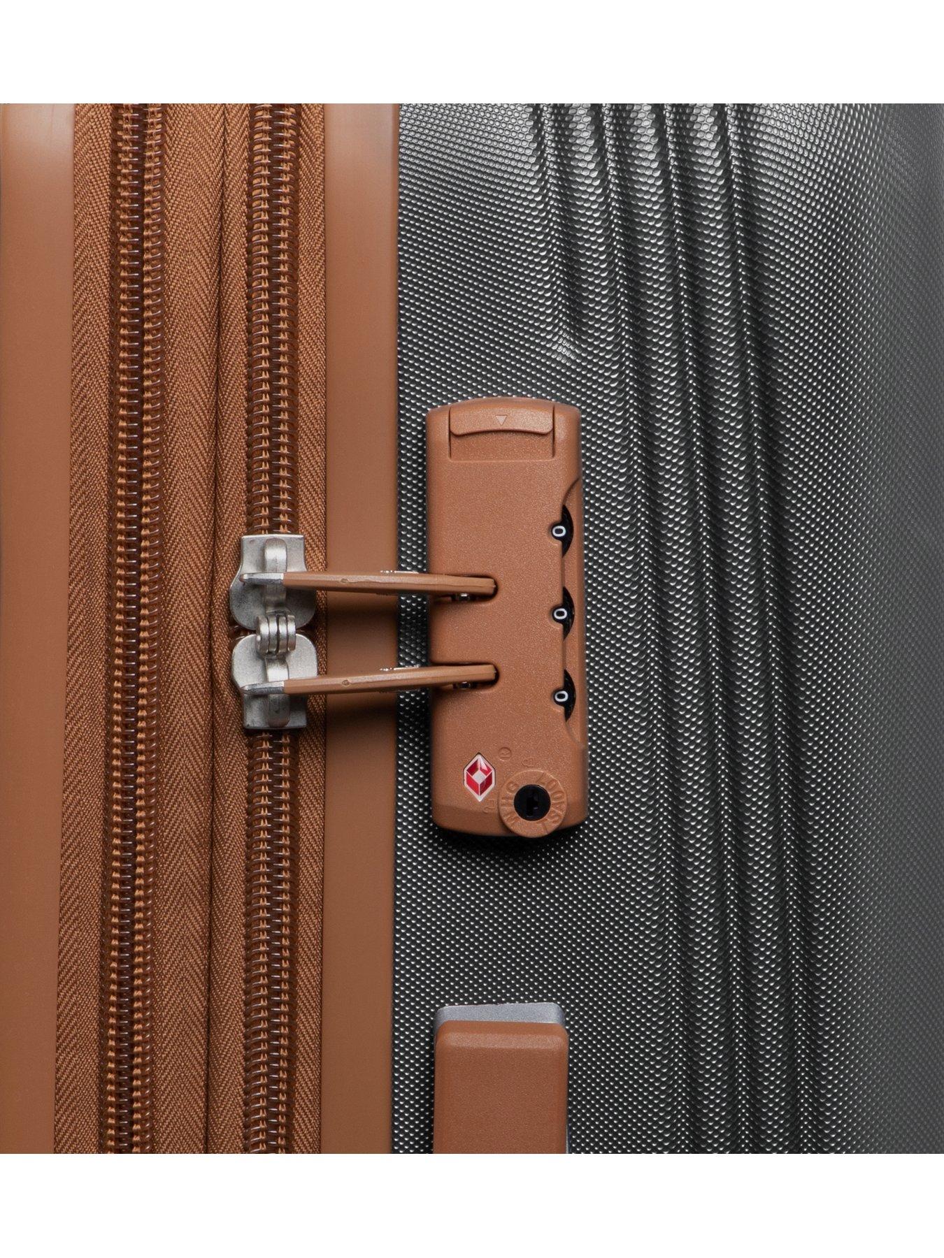 Image 3 of 5 of it Luggage Clarify Charcoal Underseat Suitcase
