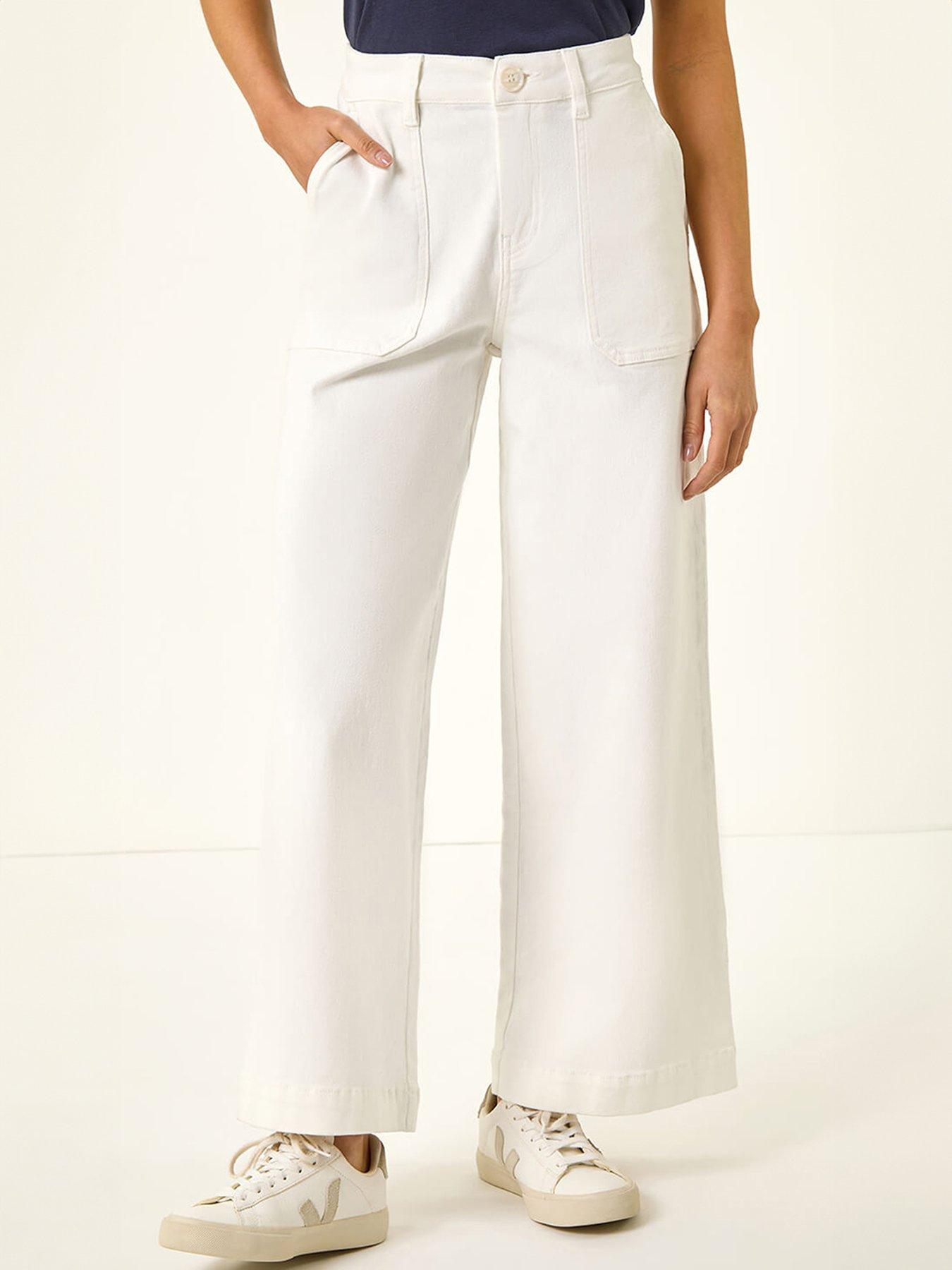 roman-petite-pocket-stretch-jeansoutfit