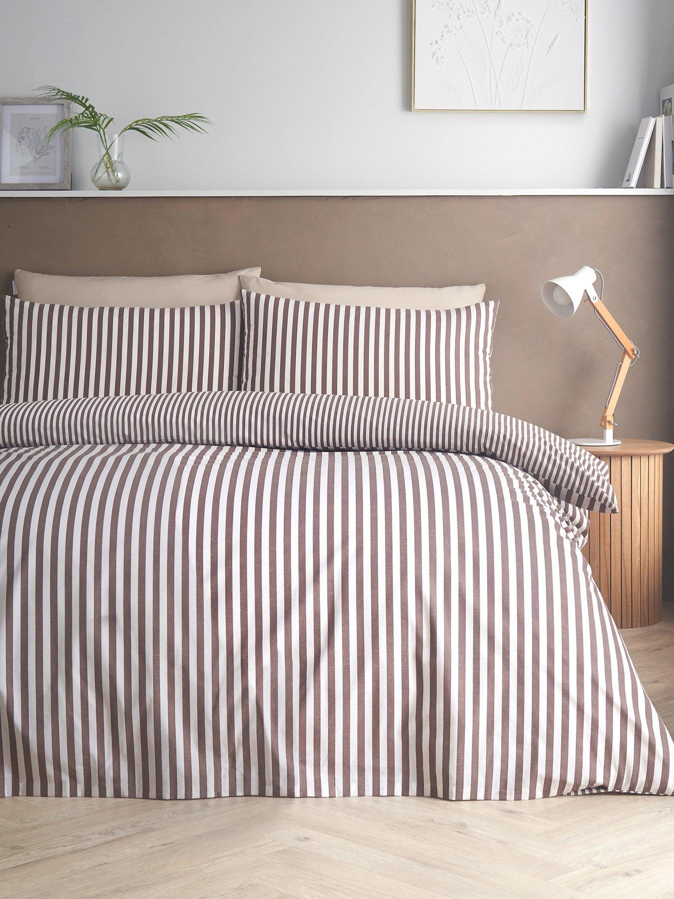 Catherine Lansfield Epping Textured Stripe Chocolate Super King Duvet Set