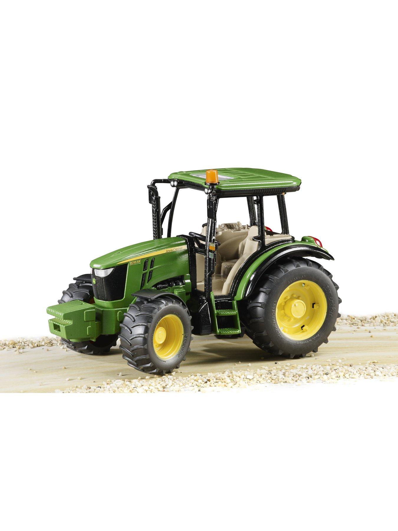 Image 4 of 5 of Bruder John Deere 5115M