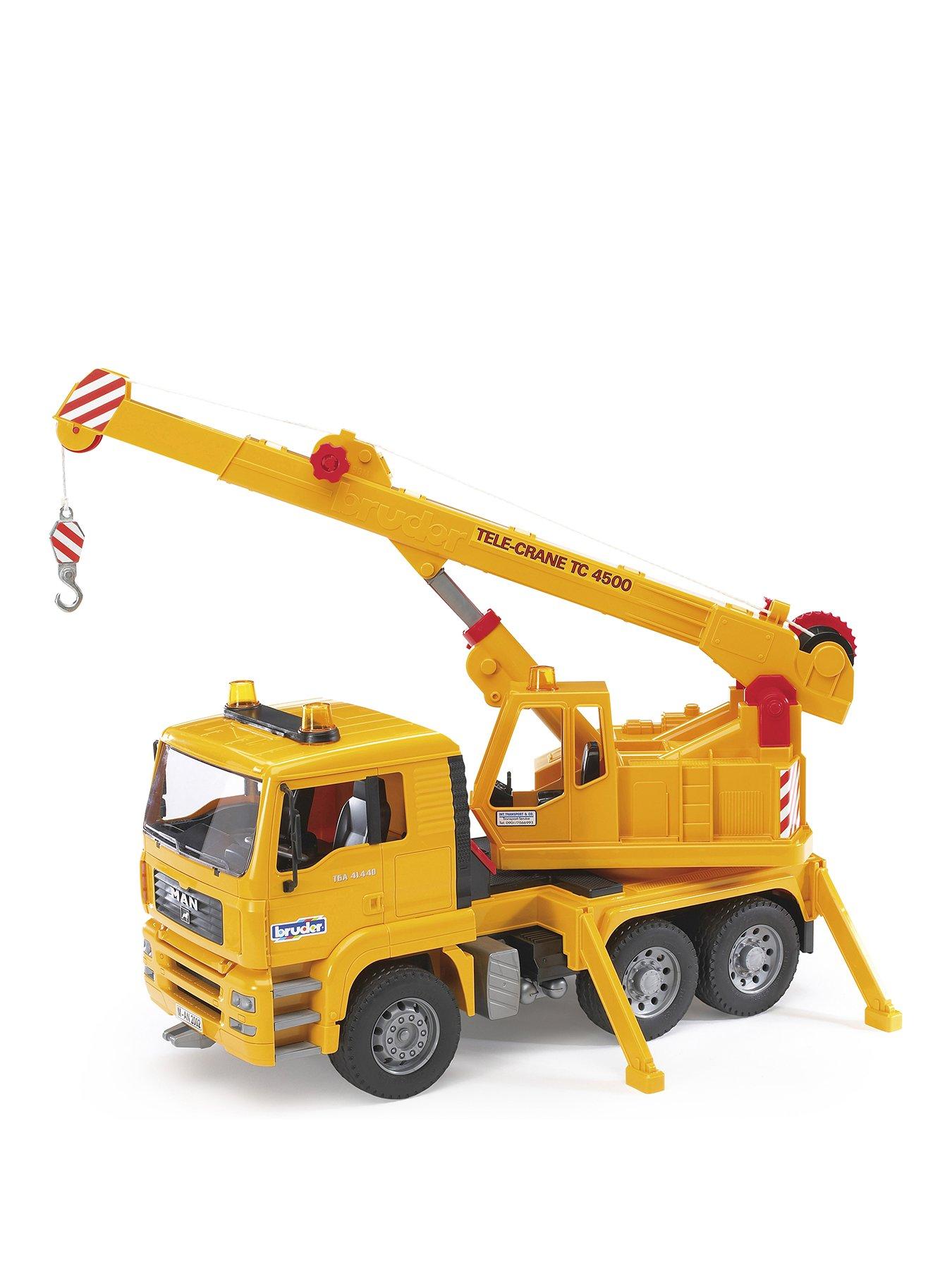 bruder-man-tga-crane-truckfront