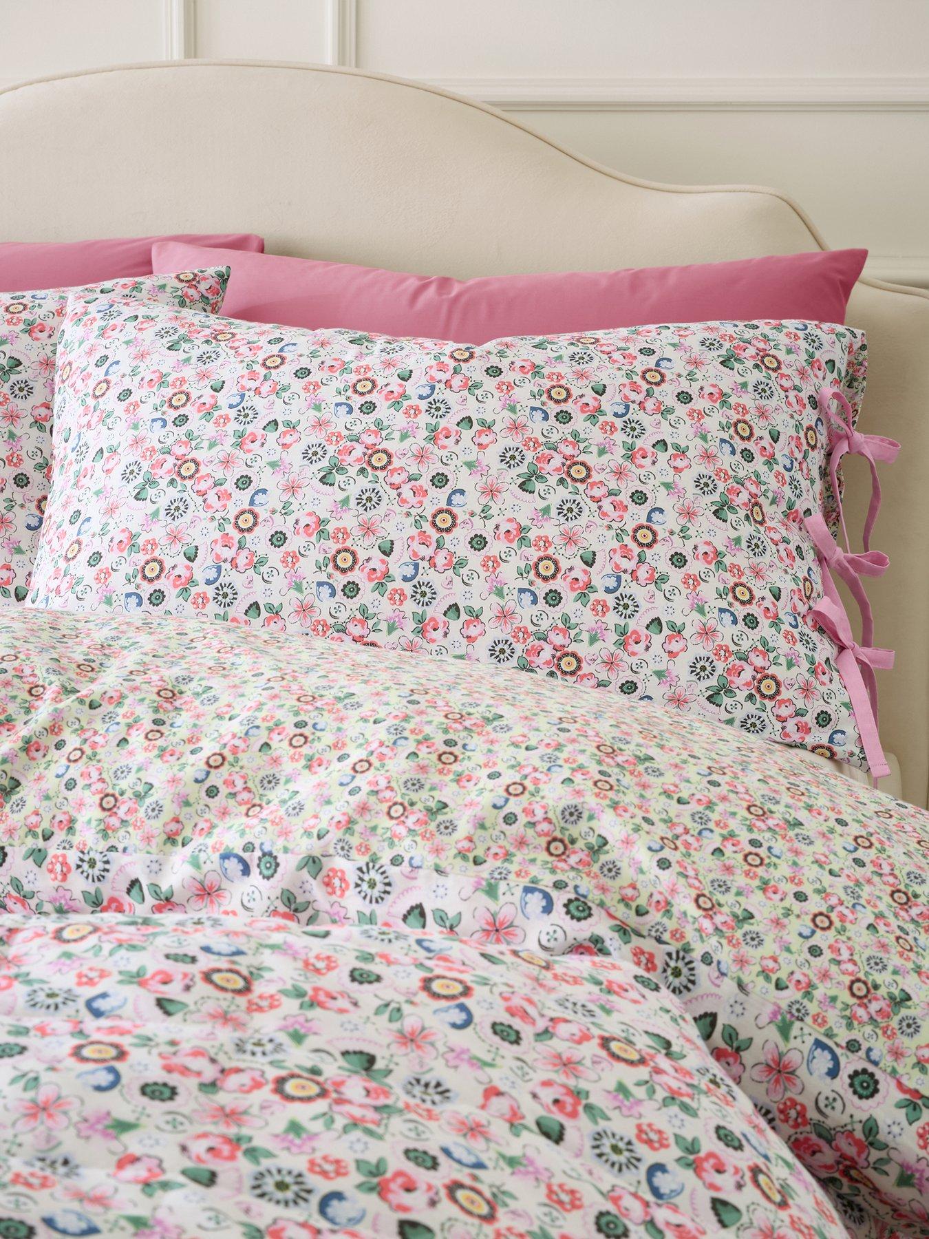 Image 4 of 7 of Cath Kidston Pearly Queen Ditsy Pink 100% Cotton Duvet Set