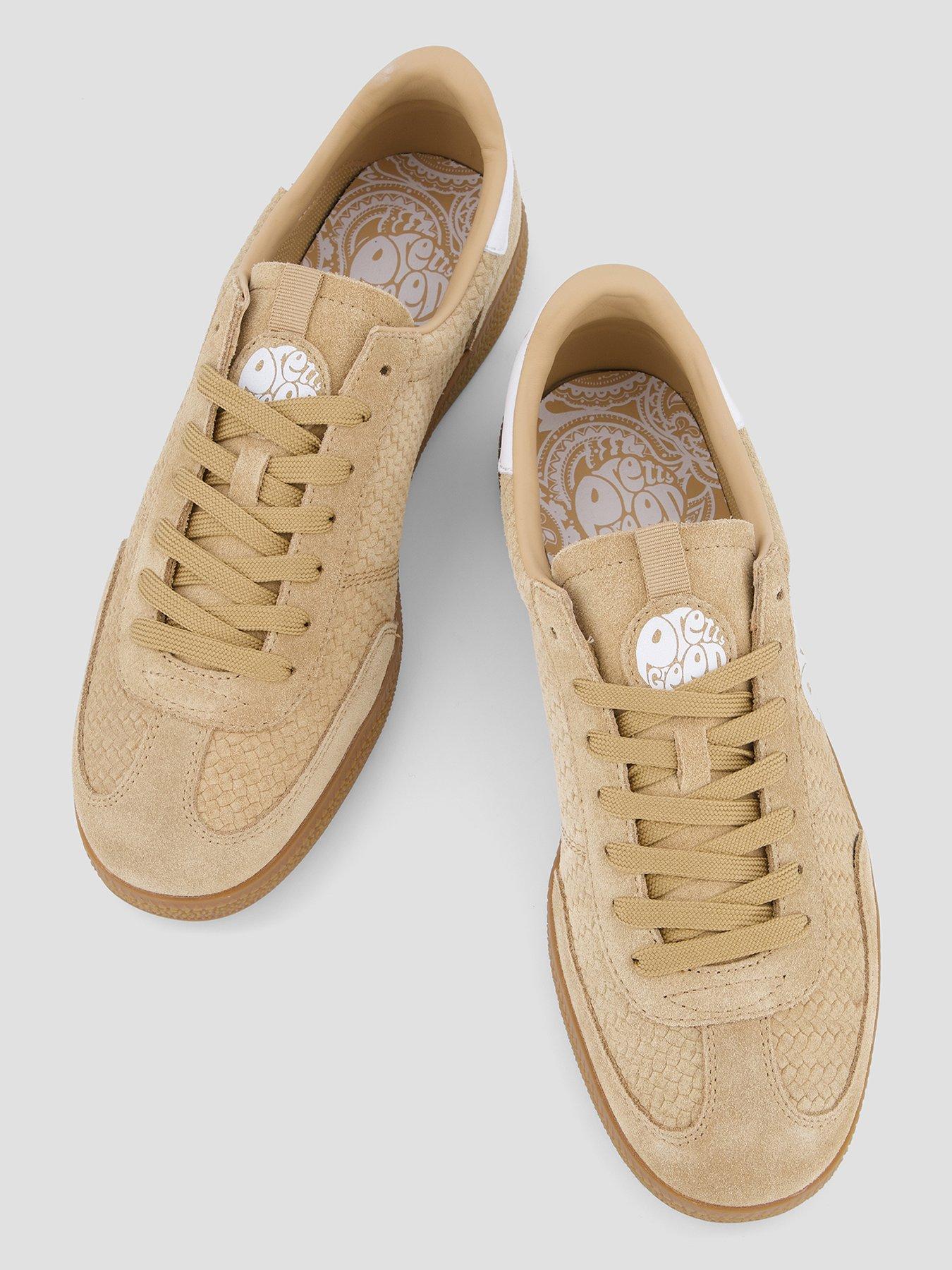 pretty-green-pretty-green-ramblas-trainers-beigeoutfit