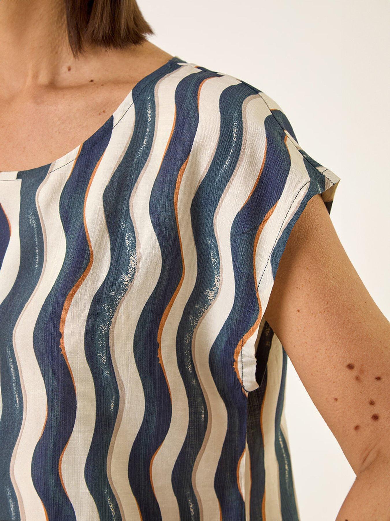 roman-wave-stripe-print-tunic-topdetail