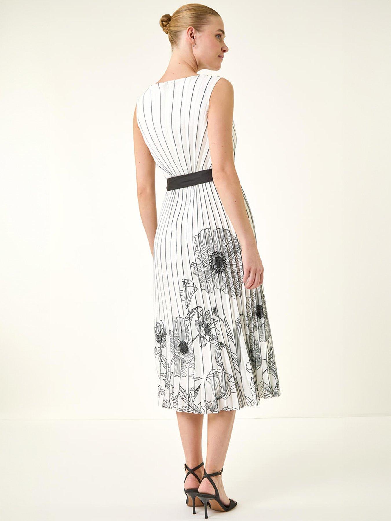 roman-border-print-pleated-midi-dressoutfit