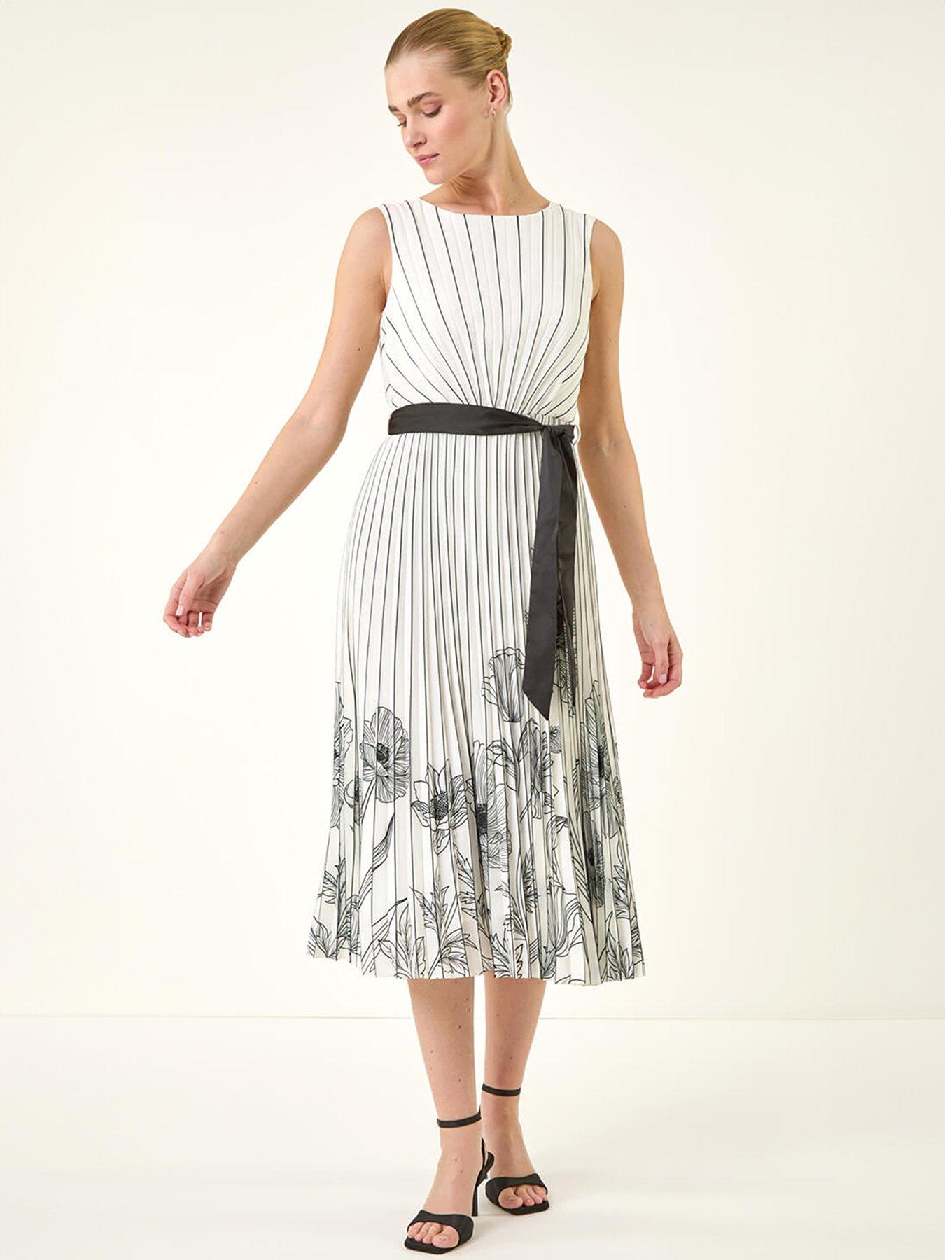 roman-border-print-pleated-midi-dressdetail