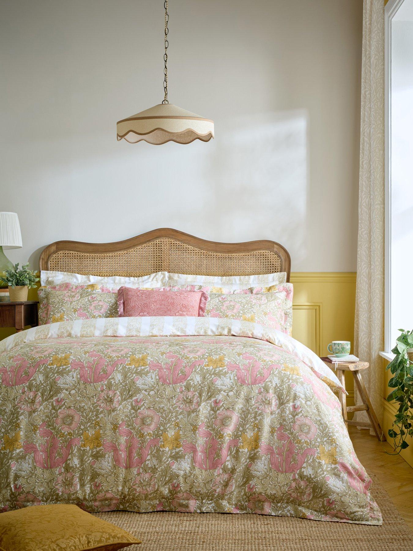 Image 1 of 7 of William Morris at Home Compton Double Quilt Set 200cm X 200cm
