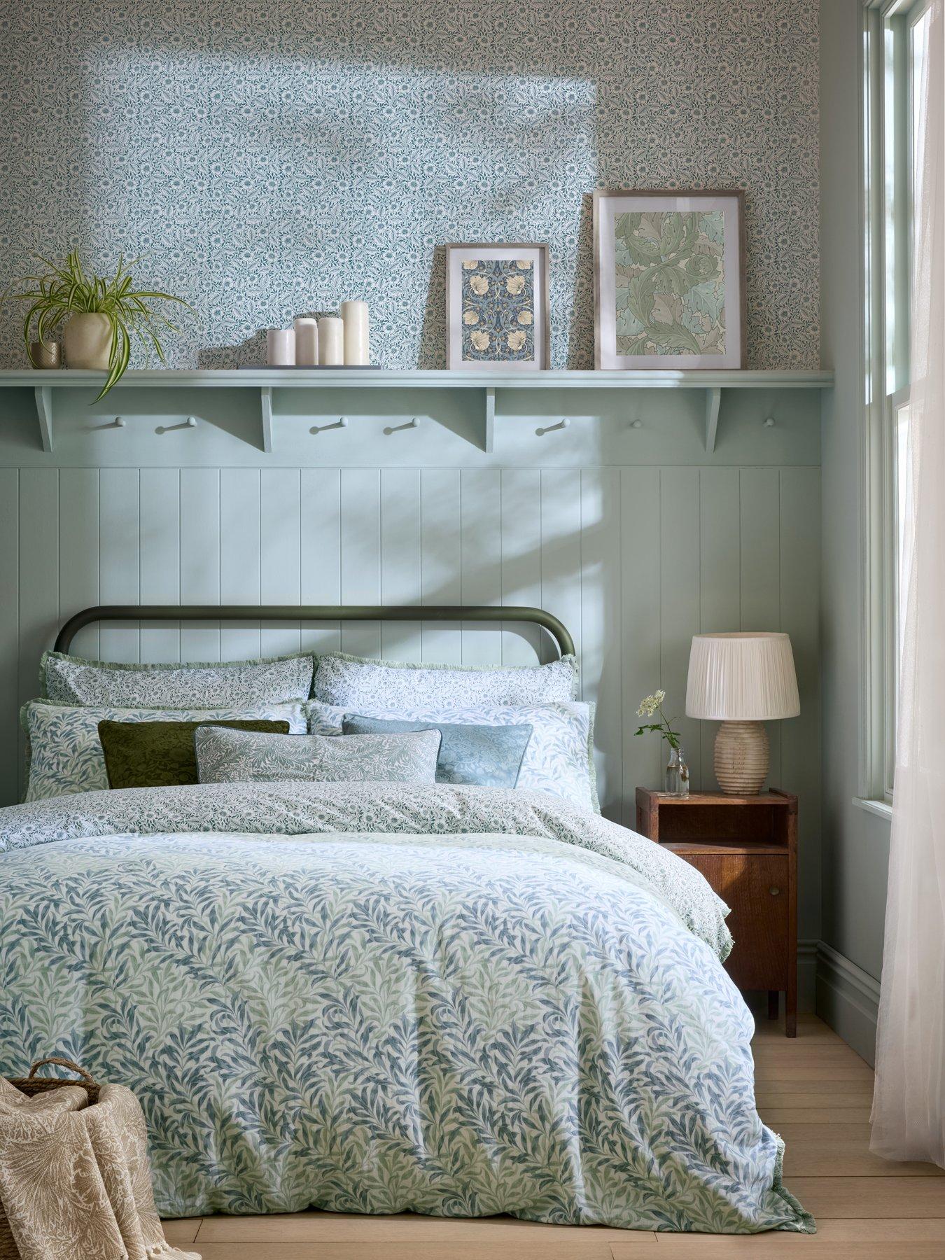 Image 1 of 6 of William Morris at Home Willlow Bough 100% Cotton Quilt Set