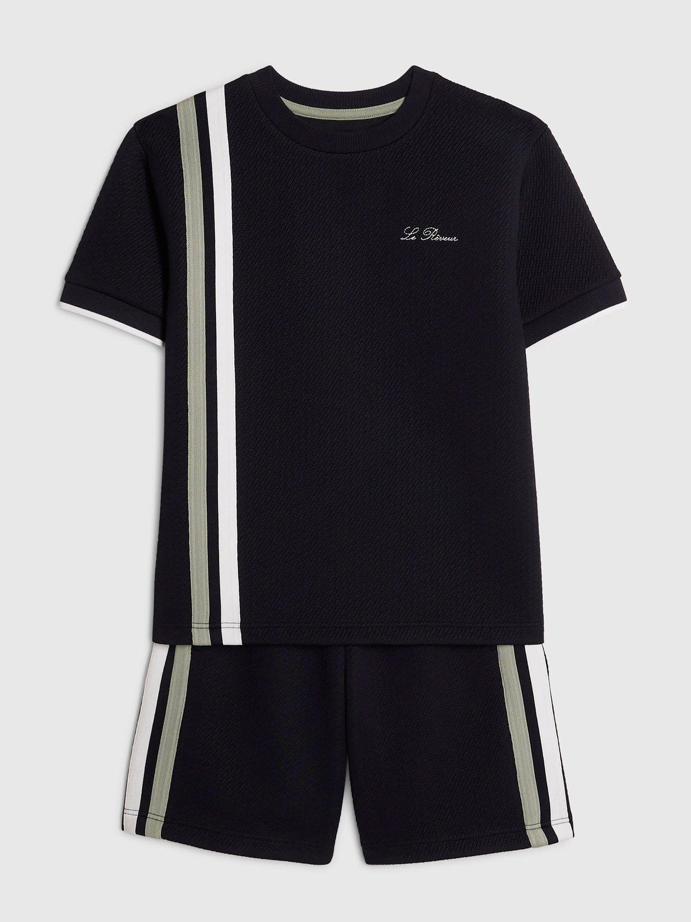 Image 3 of 5 of River Island Older Boys Oversized Stripe T-Shirt &amp; Shorts Set - Navy