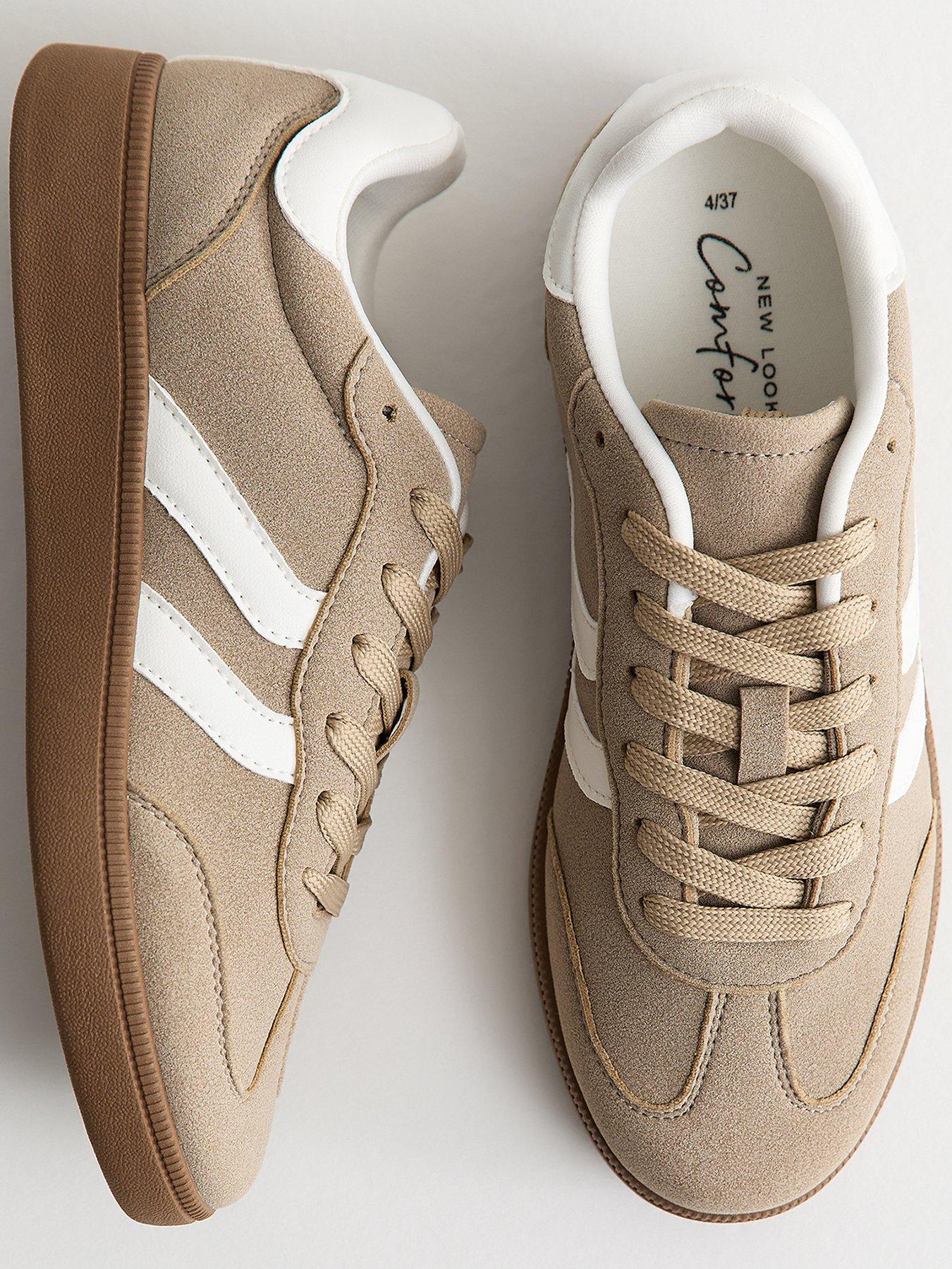 Image 4 of 5 of New Look Faux Suede Contrast Side Stripe Trainers - Brown