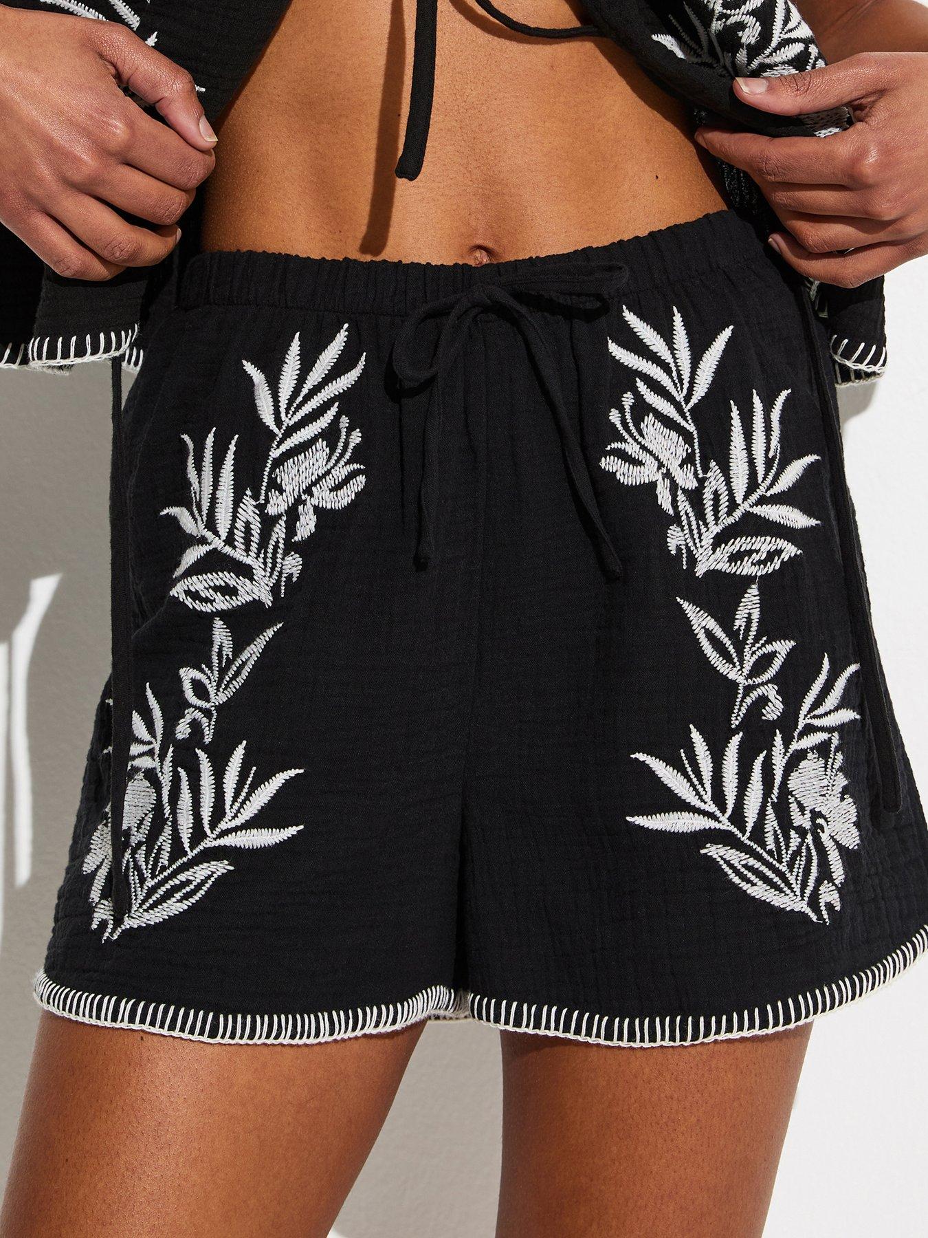 New Look Cotton Embroidered Floral Co-ord Beach Shorts - Black