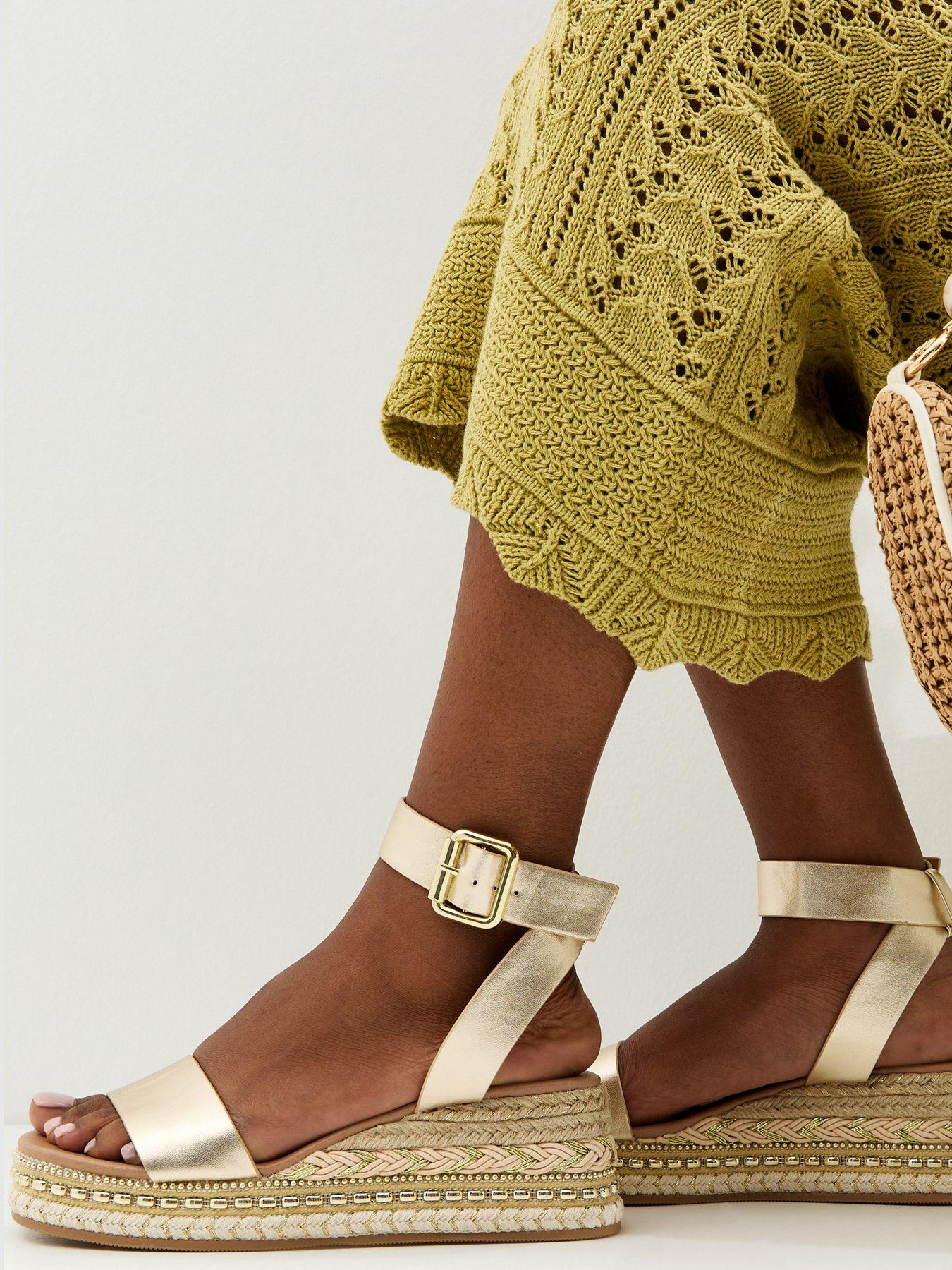 New Look Faux Leather Embroidered Wedge Sandals - Gold