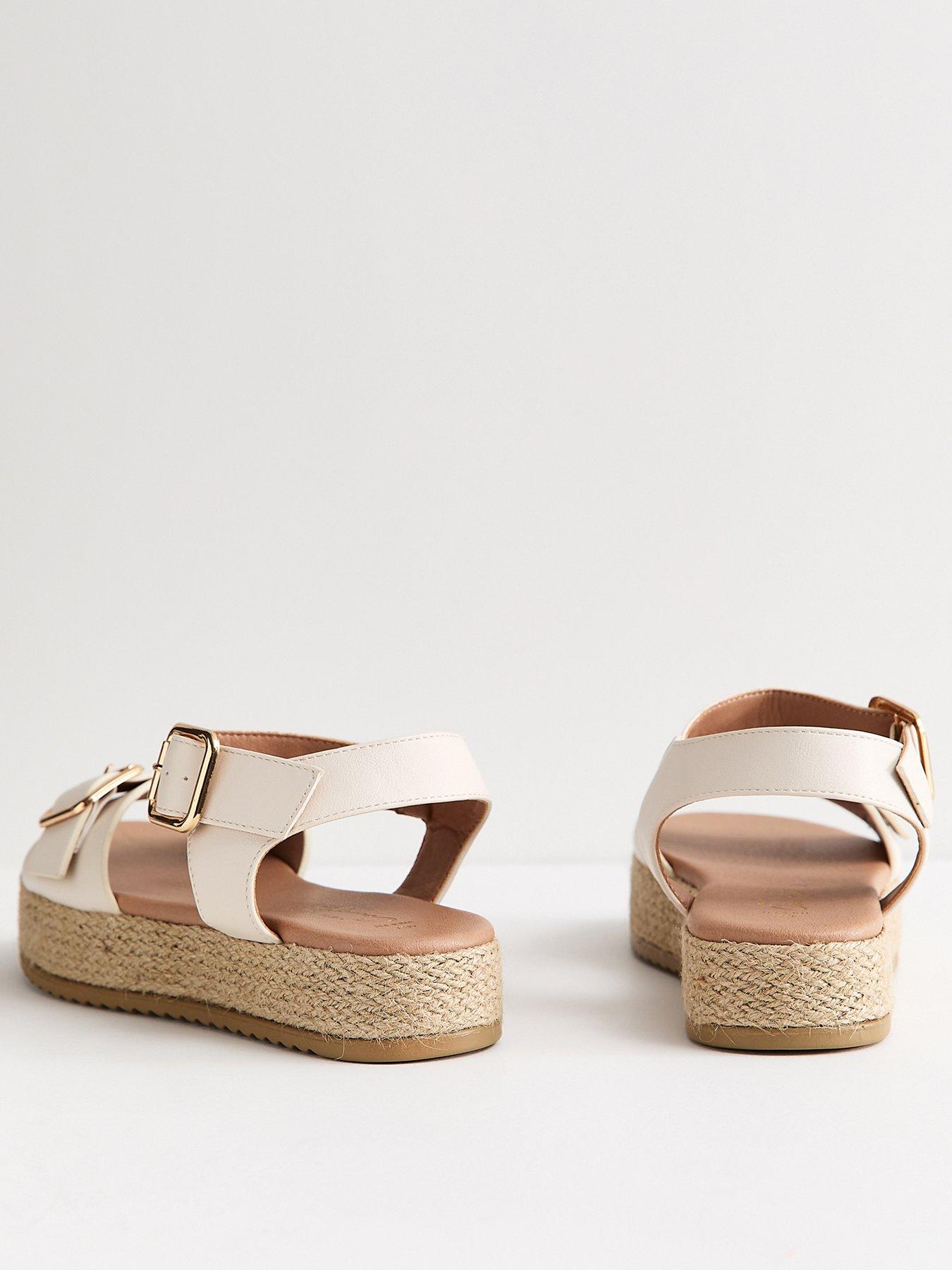 Image 4 of 5 of New Look Wide Fit&nbsp;Faux Leather Buckled Strap Flatform Sandals - &nbsp;White&nbsp;