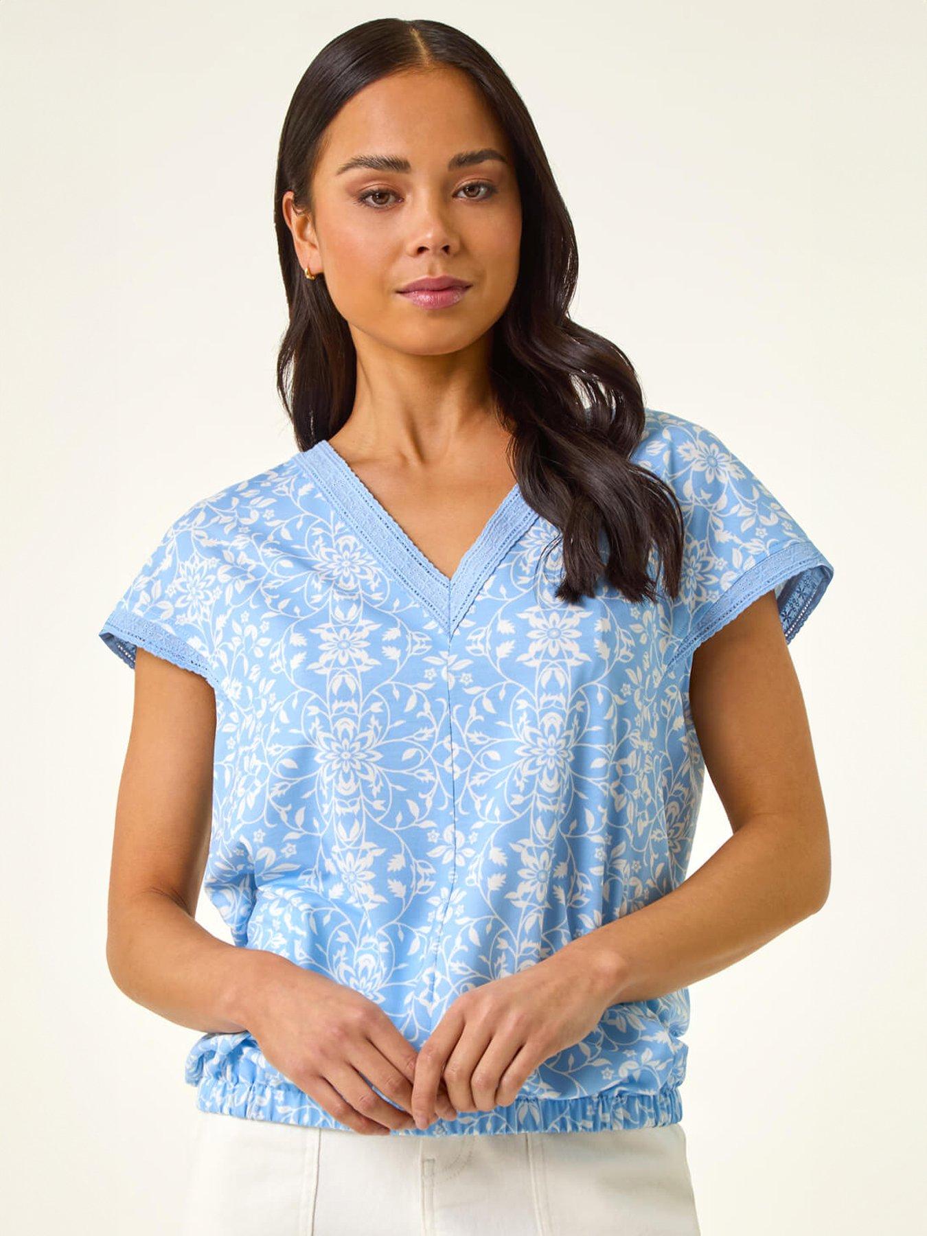 roman-petite-v-neck-trim-stretch-topoutfit