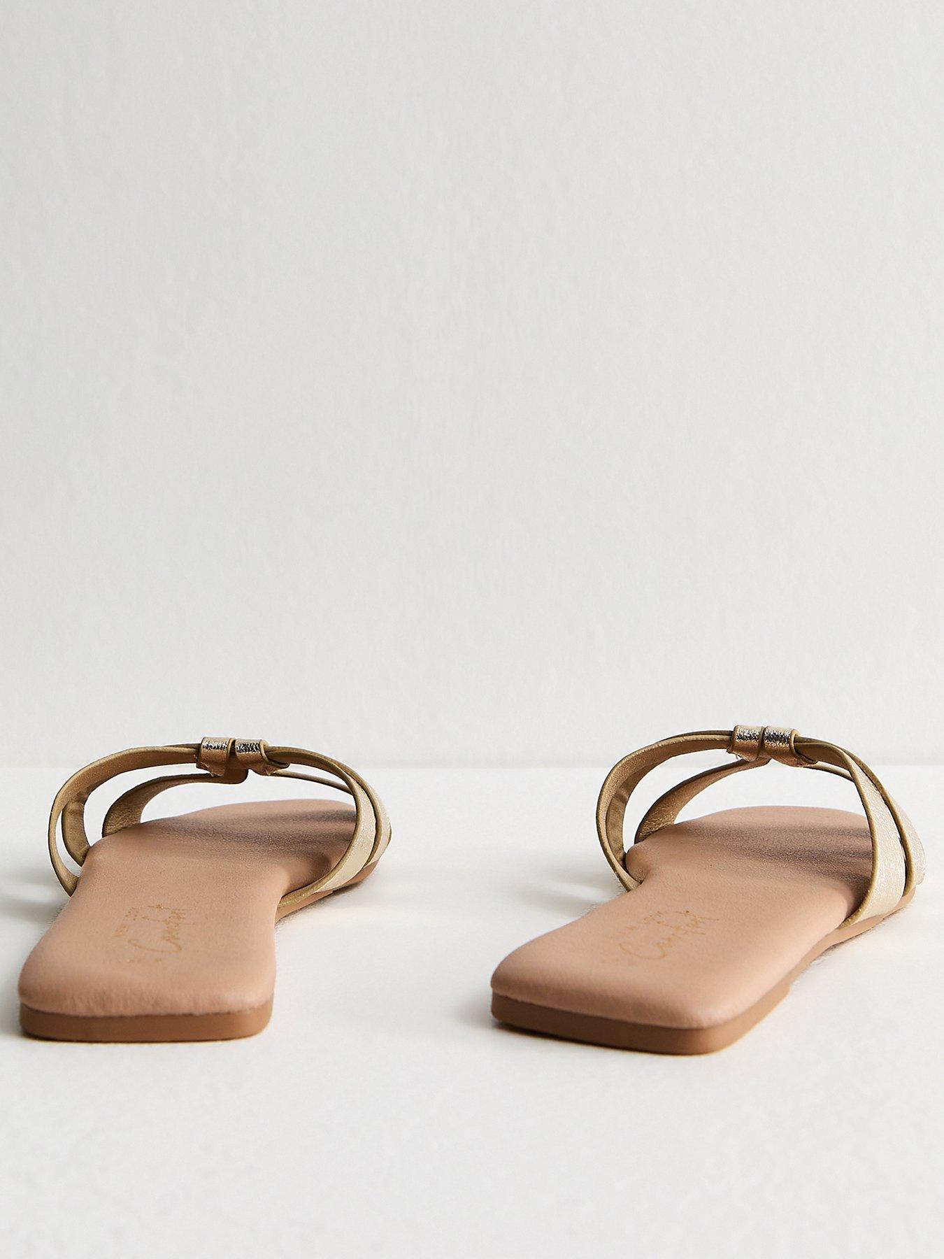 new-look-faux-leather-interwoven-flat-mules-goldoutfit