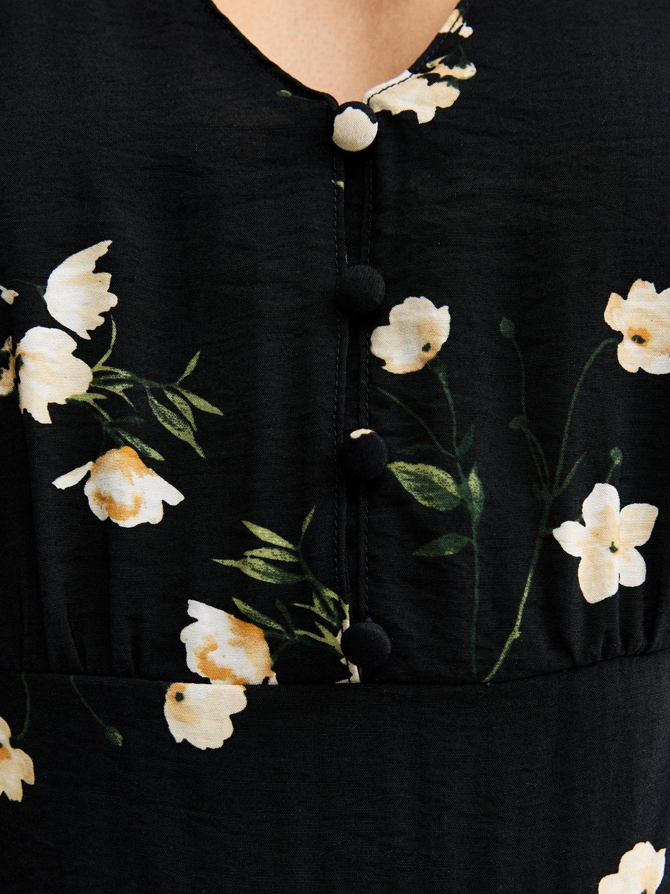 new-look-floral-flutter-sleeve-midi-dress-blackdetail