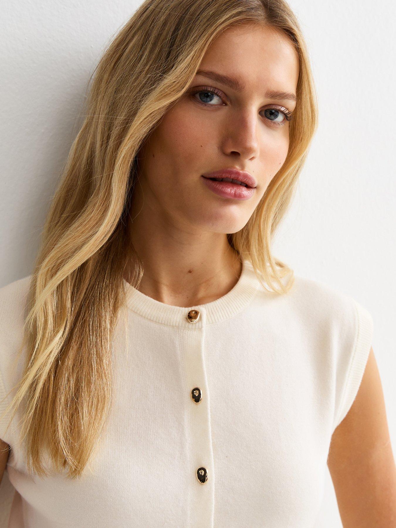 Image 4 of 5 of New Look Knit Abstract Button Waistcoat - Cream