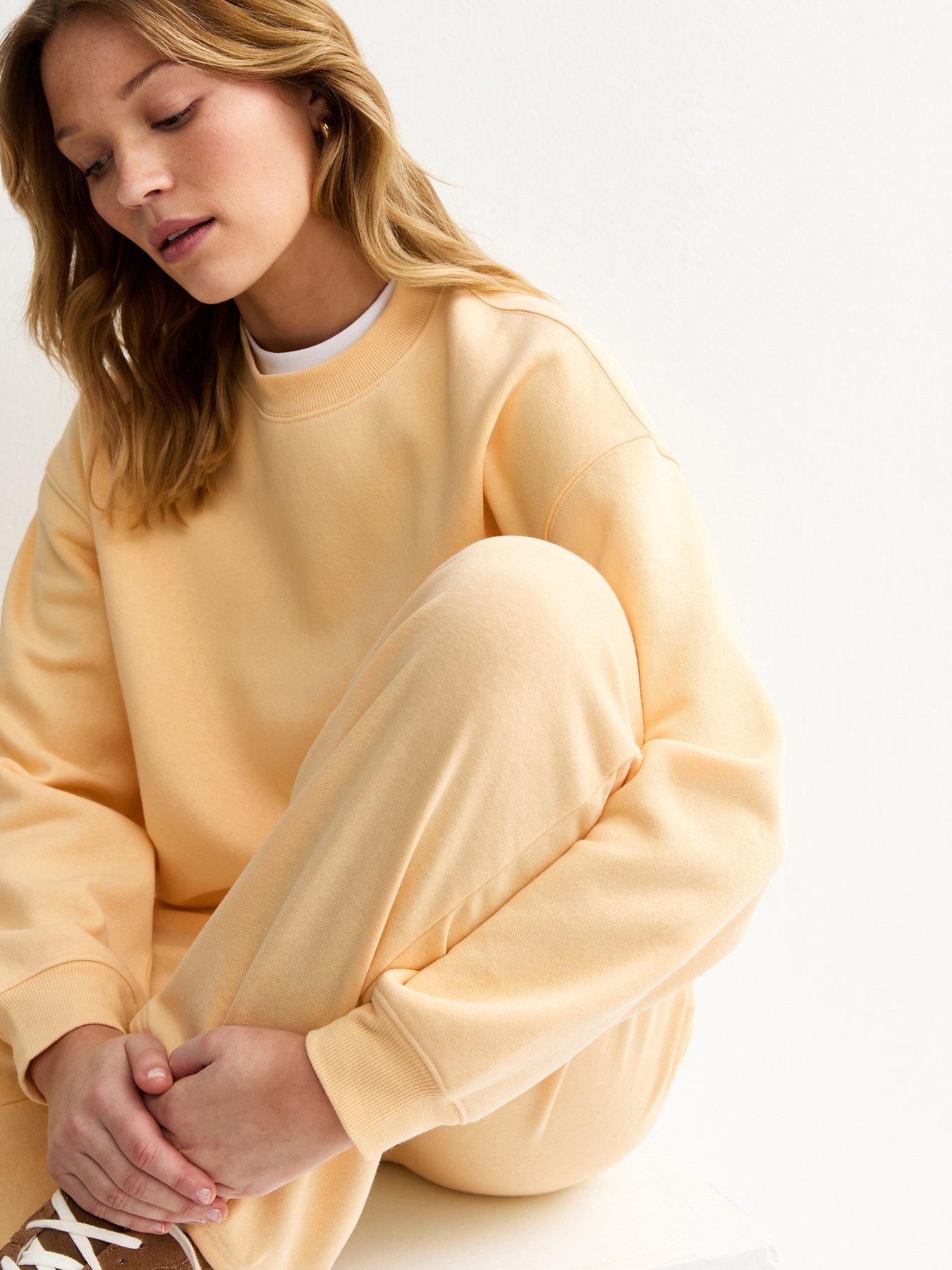 Image 5 of 6 of New Look Crew Neck Sweatshirt - Light Yellow