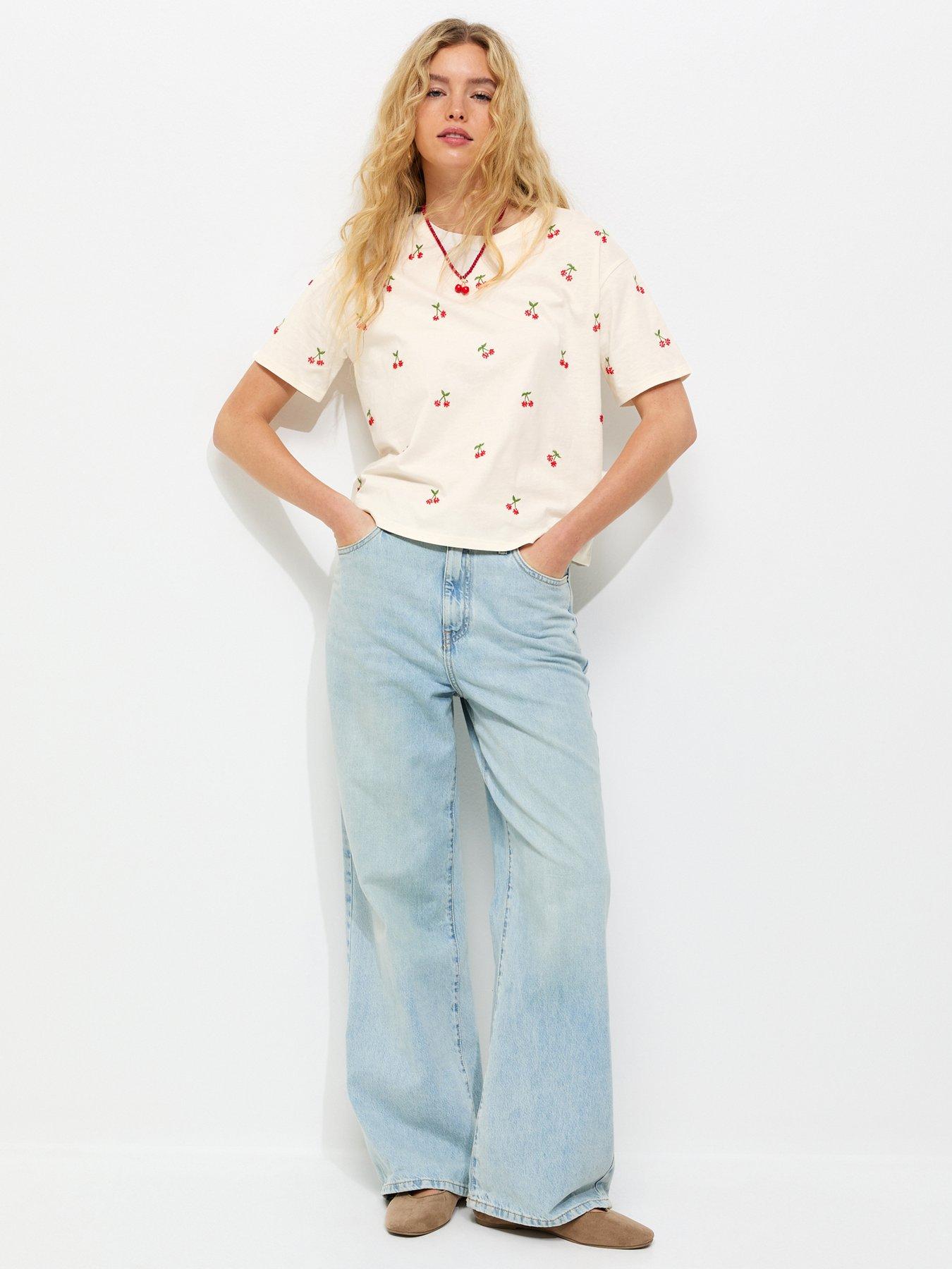 Image 3 of 5 of New Look White Boxy Beaded Cherry T-shirt