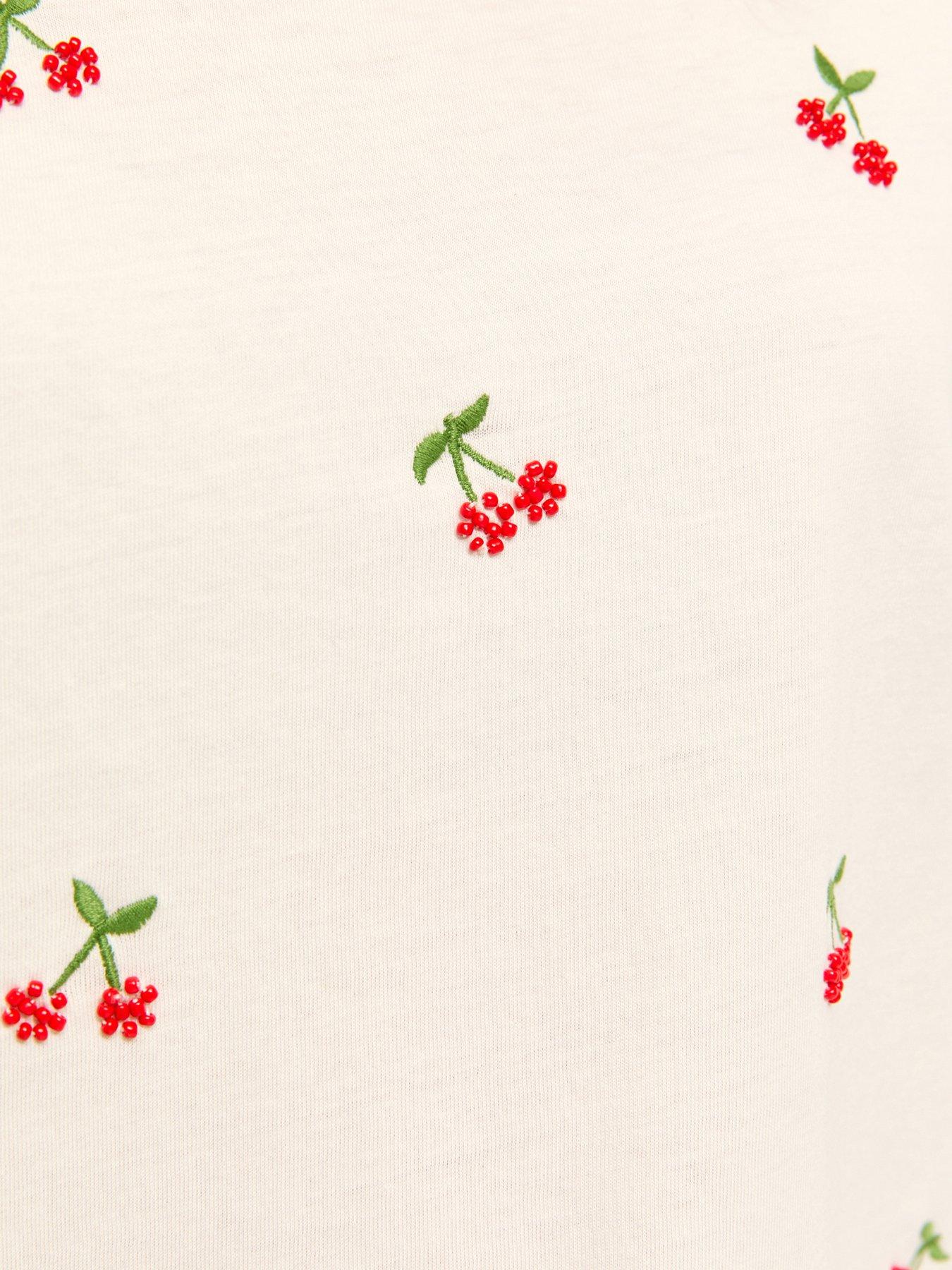 Image 5 of 5 of New Look White Boxy Beaded Cherry T-shirt