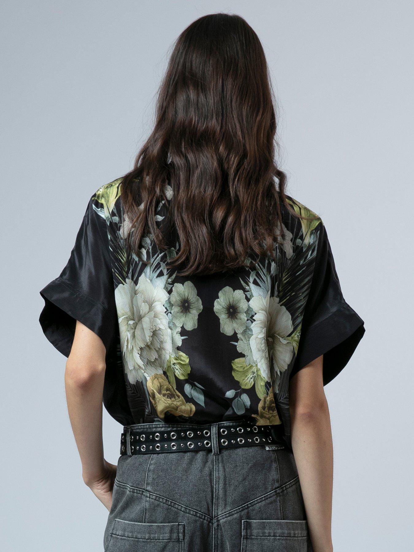 Image 2 of 5 of Religion Taylor Loose Blouse - Yellow