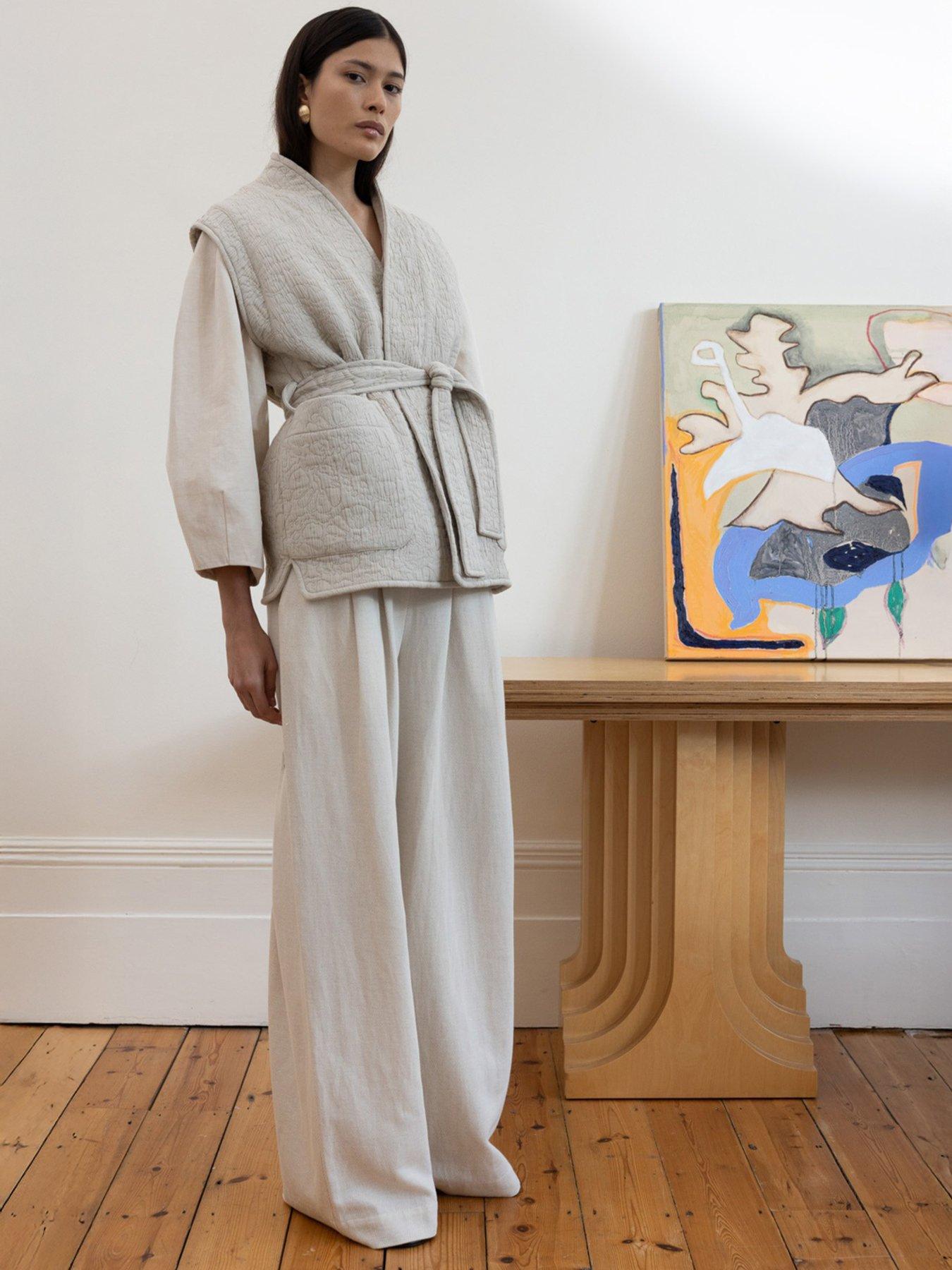 Image 3 of 4 of Vi.ve.re Alruna Waistcoat - Cream