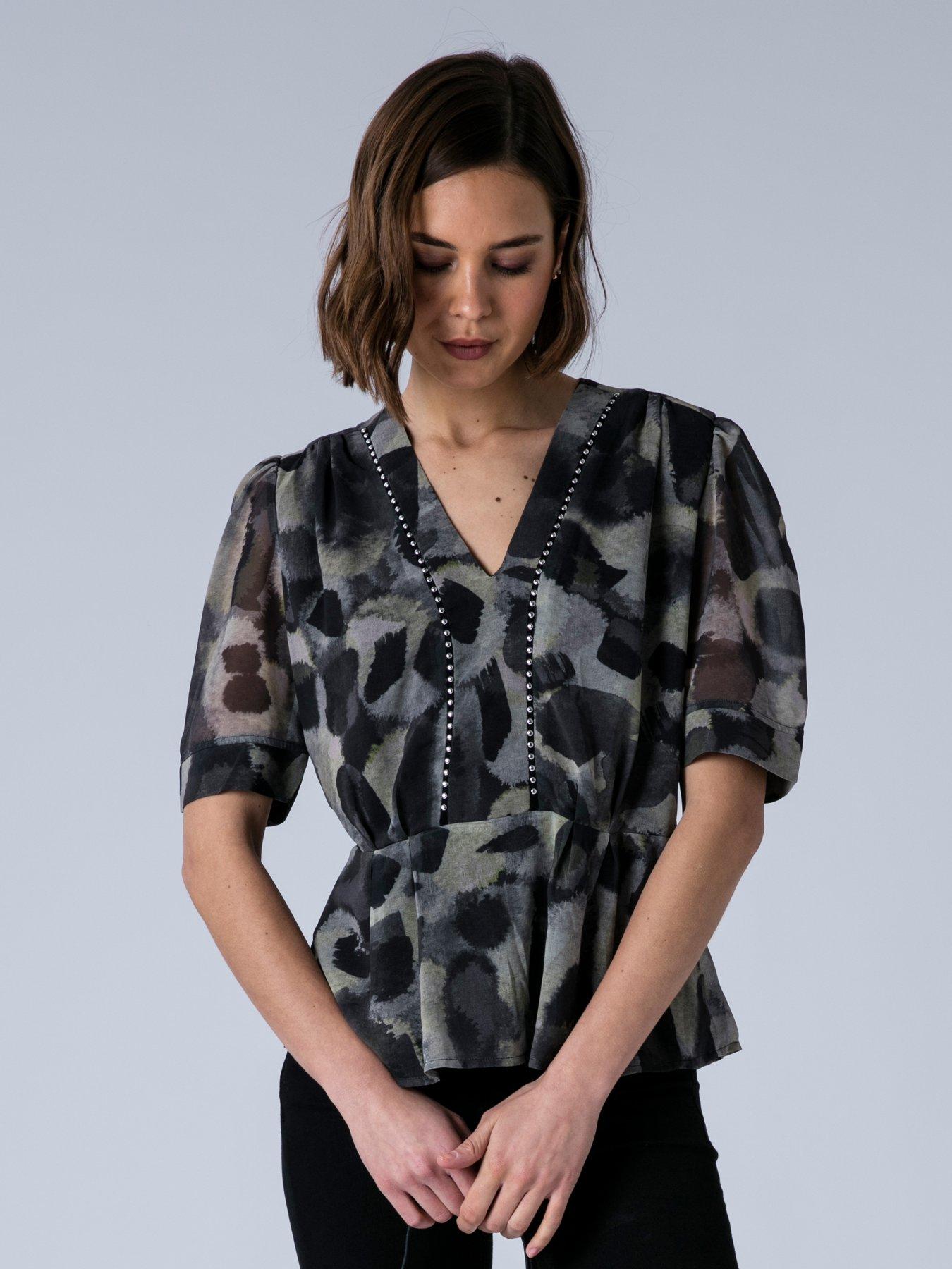 religion-violet-v-neck-topoutfit
