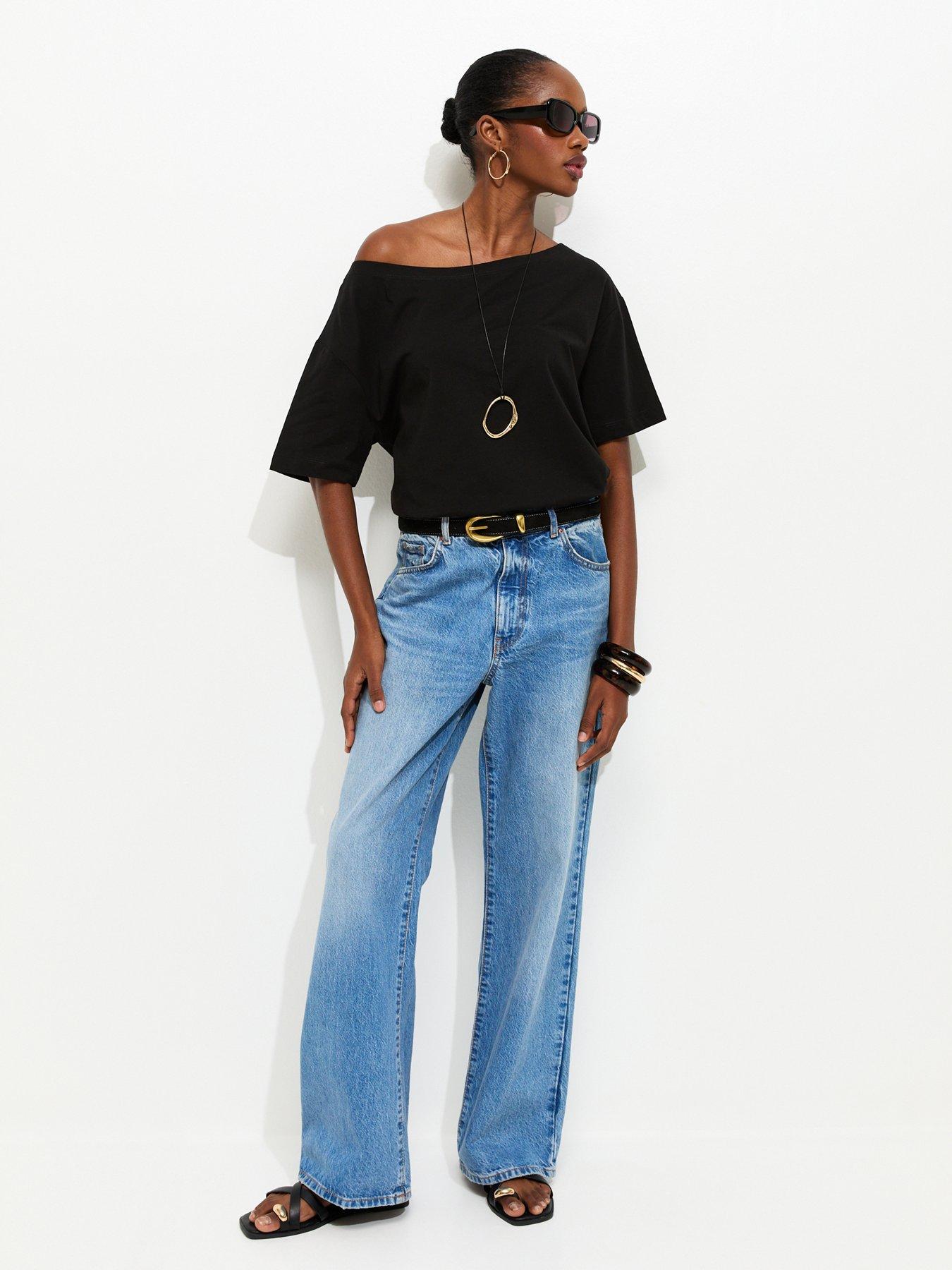 Image 3 of 5 of New Look Off The Shoulder Top - Black