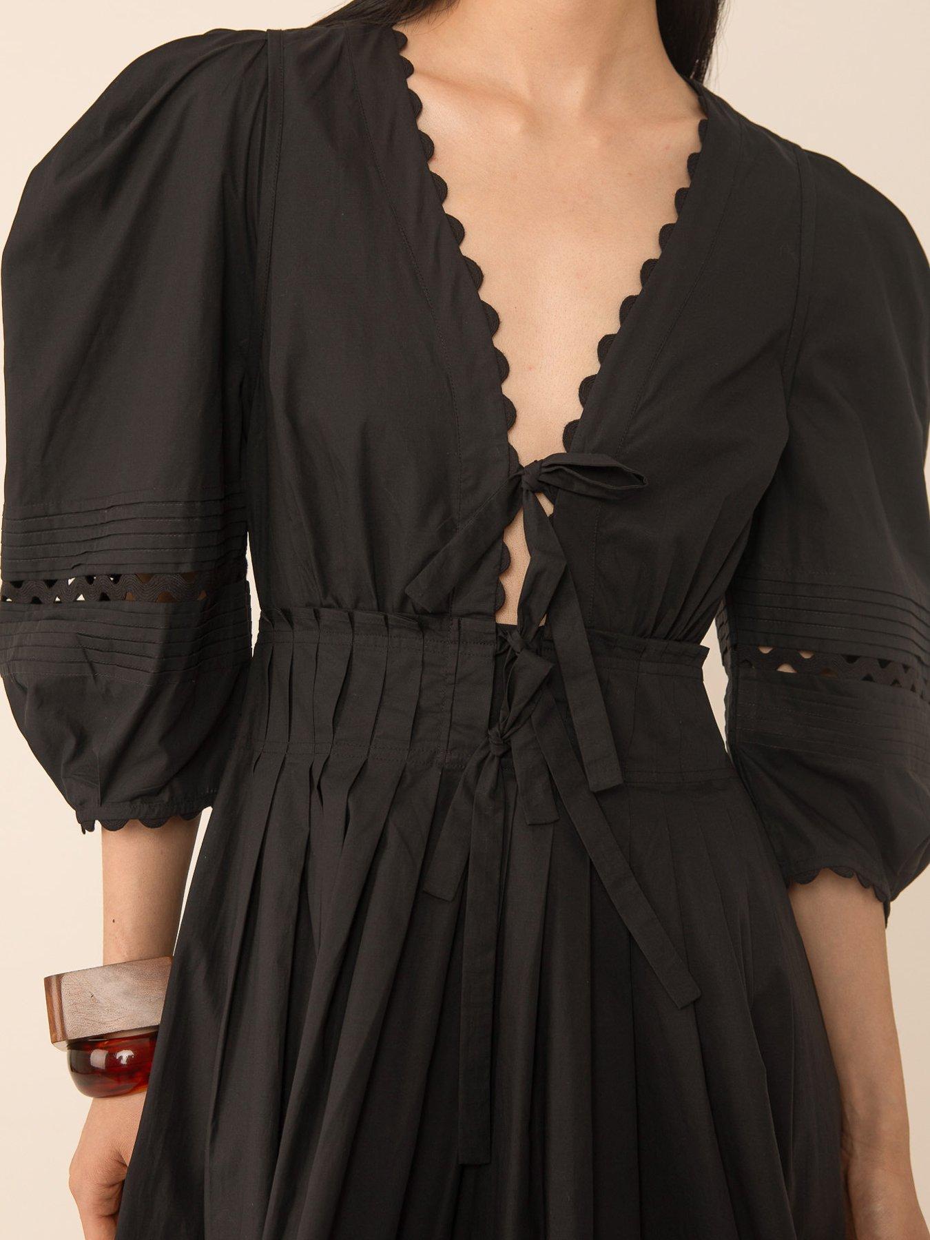 vivere-pilar-pleat-dressback