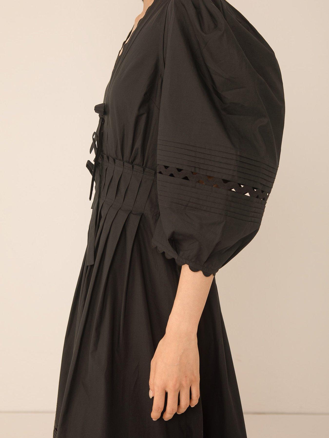 vivere-pilar-pleat-dressoutfit