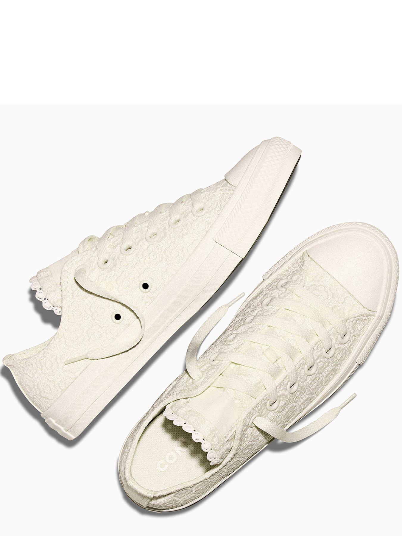 Image 4 of 7 of Converse Womens Chuck Taylor All Star Ox - White