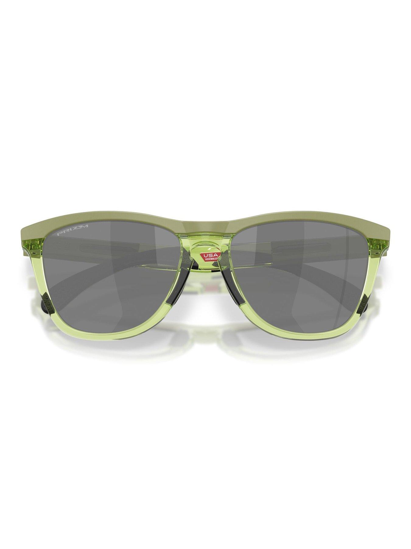 Image 5 of 5 of Oakley 0Oo9503 Round Sunglasses - Green