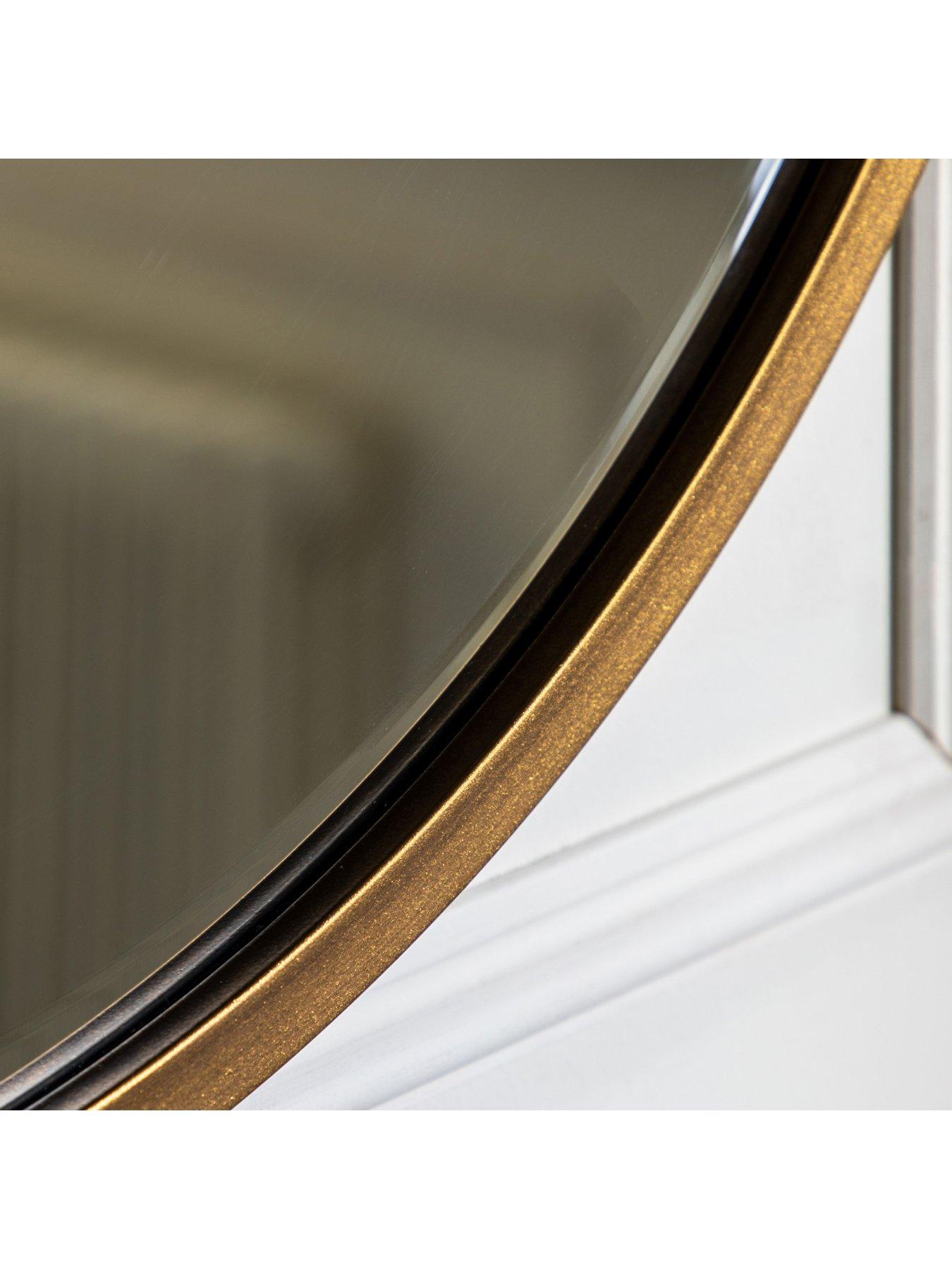 gallery-higgins-round-mirror-antique-gold-800x800mmoutfit