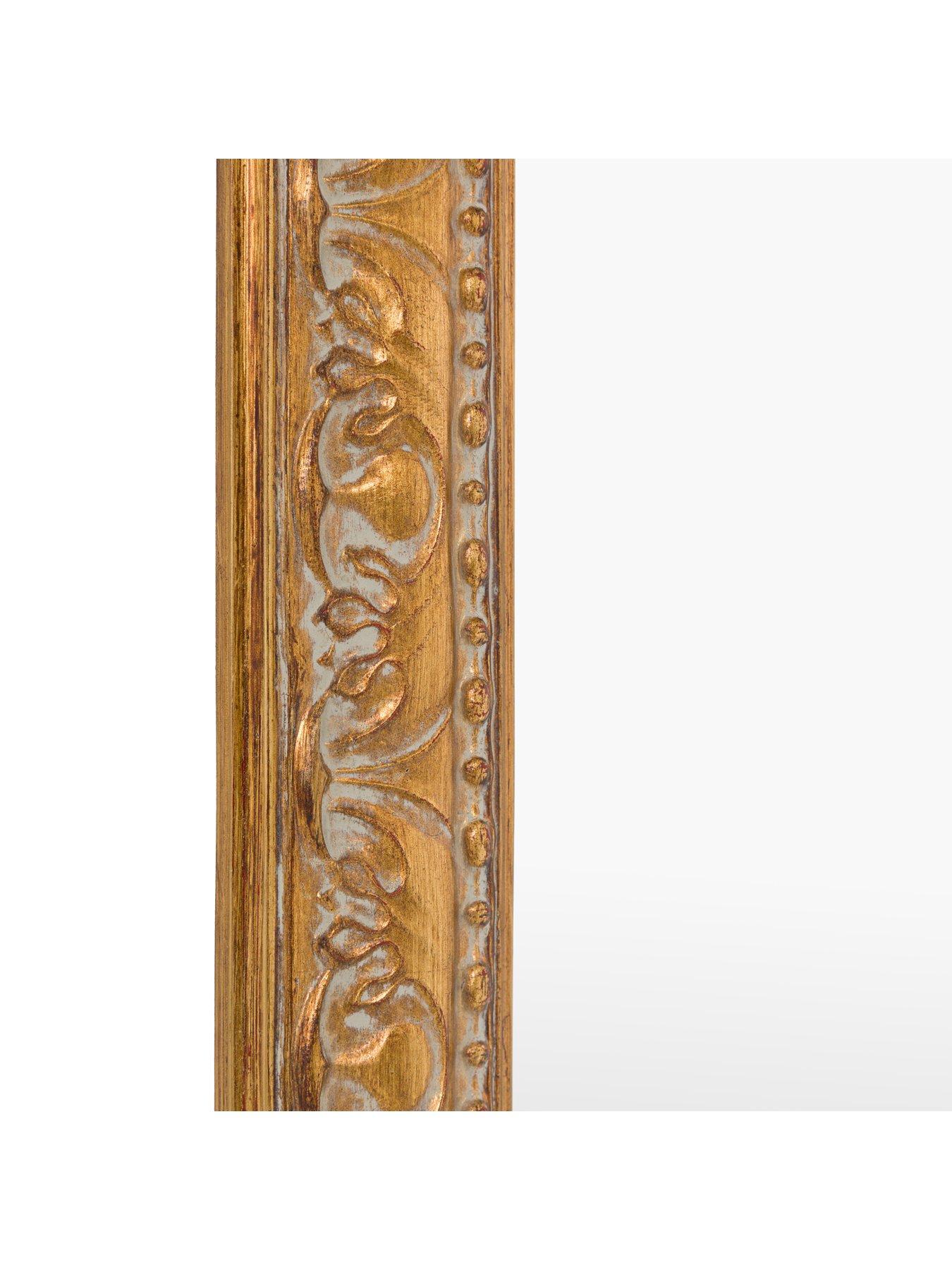 gallery-romana-round-mirror-gold-800x25x800mmoutfit