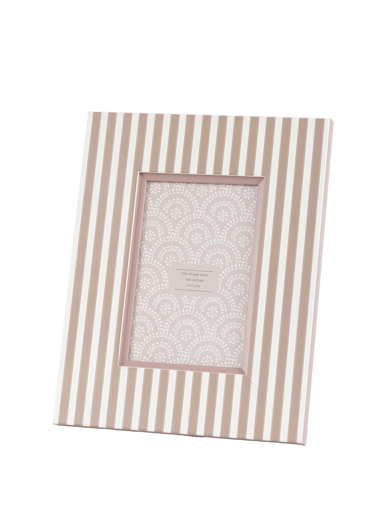 gallery-4x6-mocha-olive-stripe-printed-photo-frame-2pkstillFront