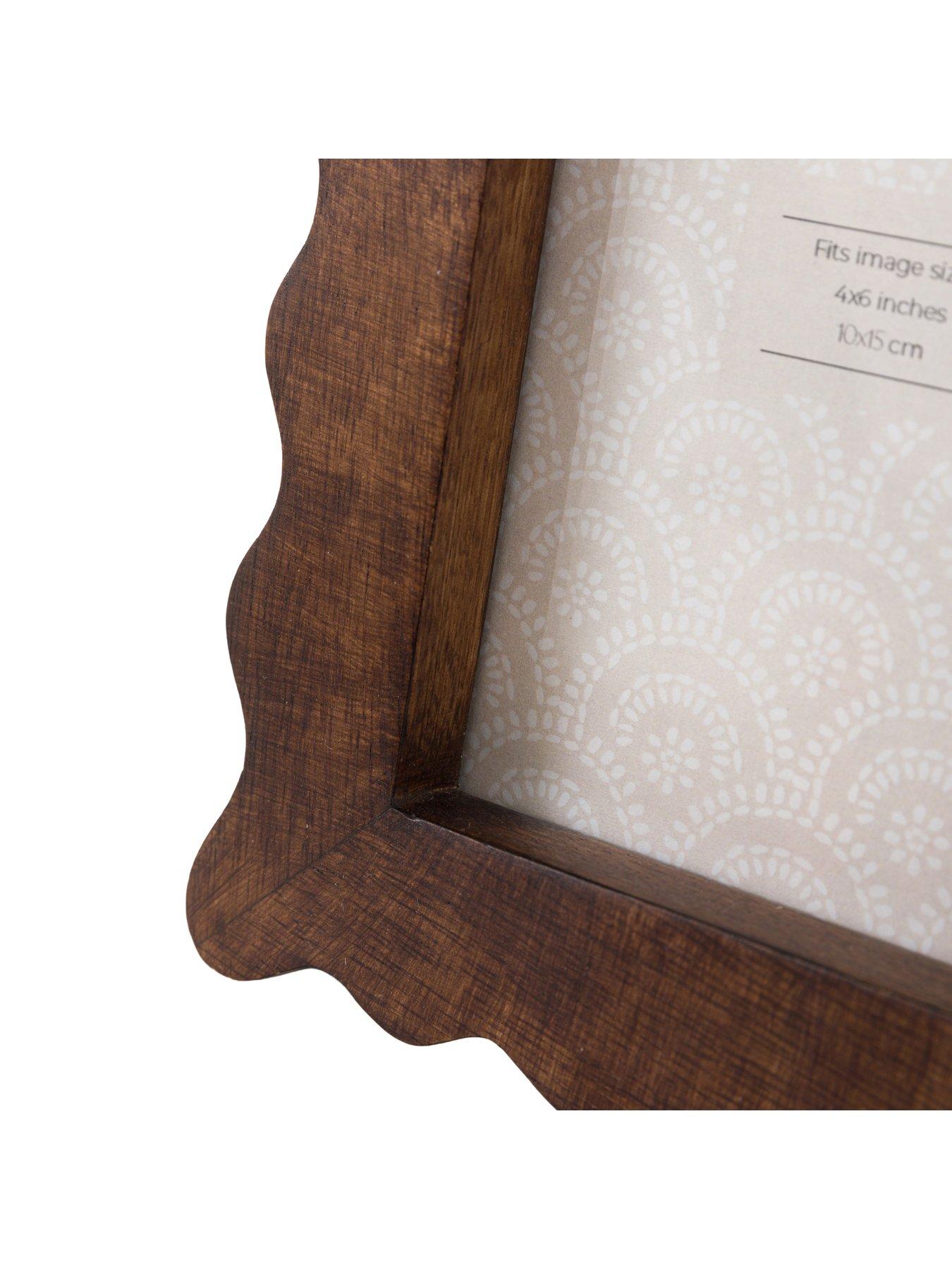 gallery-4x6-mango-wood-scallop-photo-framedetail