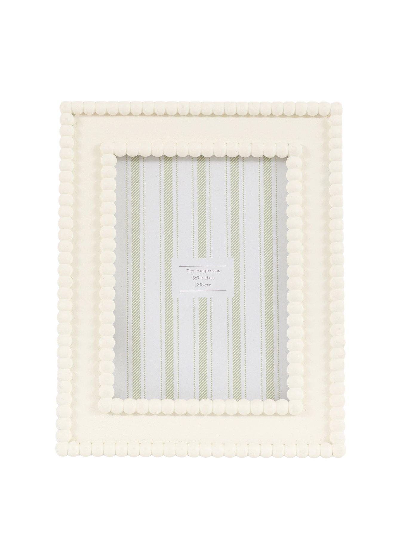 gallery-5x7-beaded-photo-frame-whitestillFront