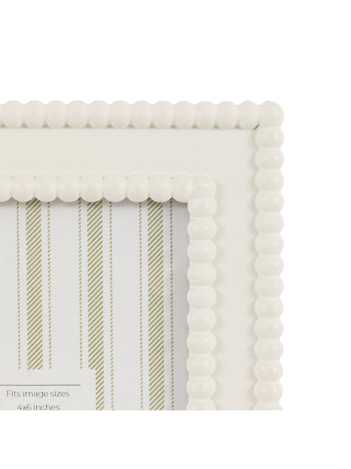 gallery-4x6-beaded-photo-frame-whiteback