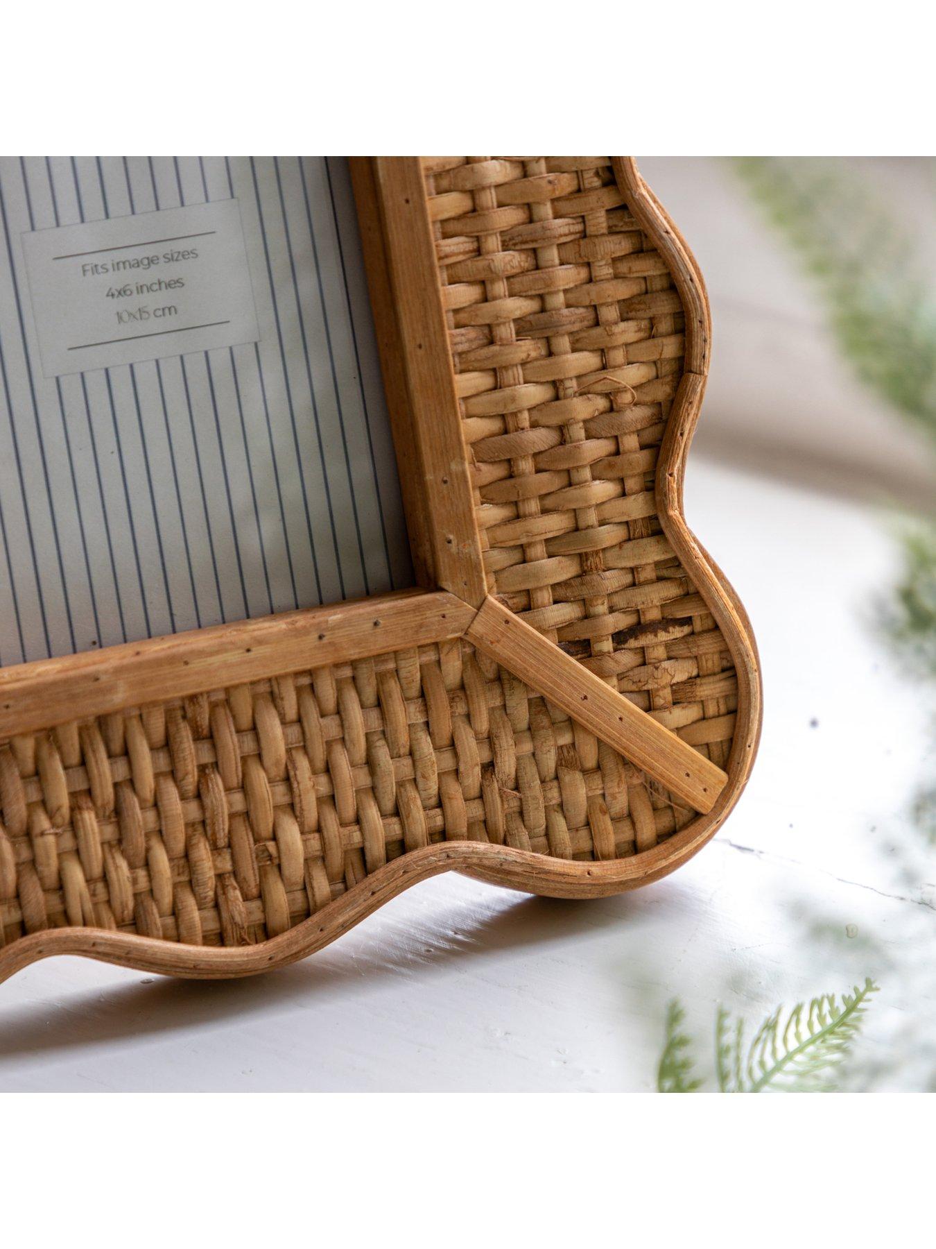 Image 4 of 5 of Gallery Direct Natural Rattan Photo Frame 25x20cm 4x6