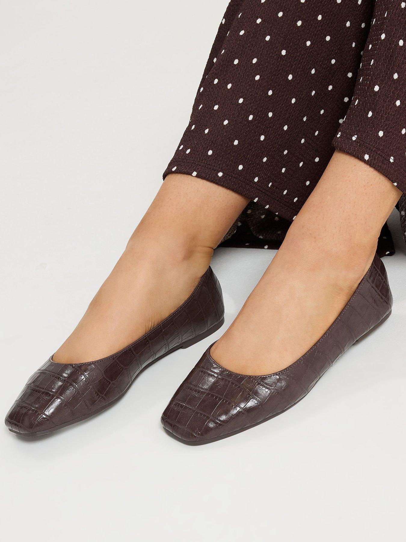 yours-wide-fit-square-toe-ballet-pump-brownfront