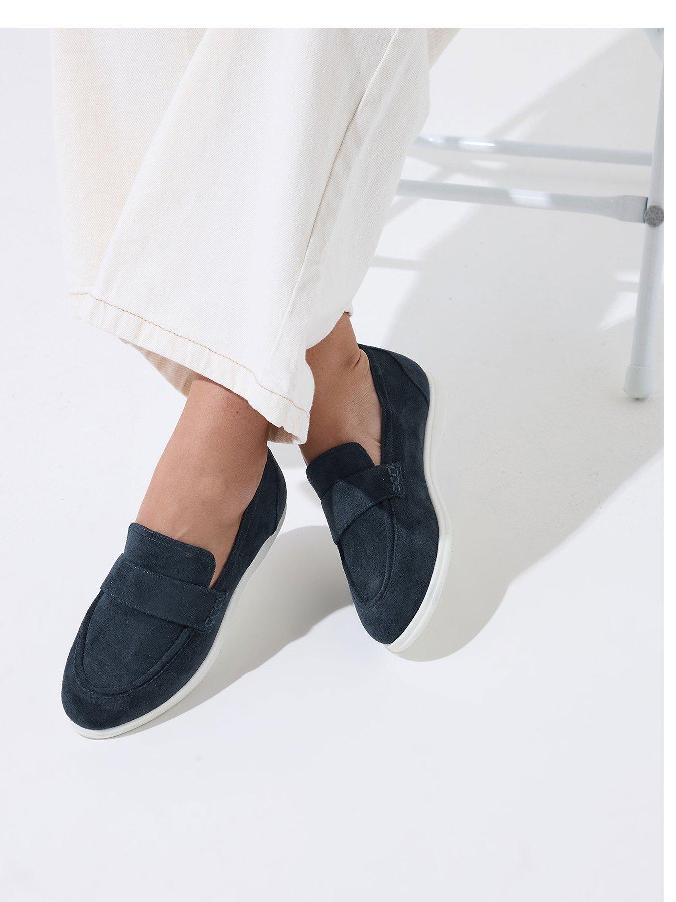 Image 1 of 4 of Yours Extra Wide Fit Flexi Loafer