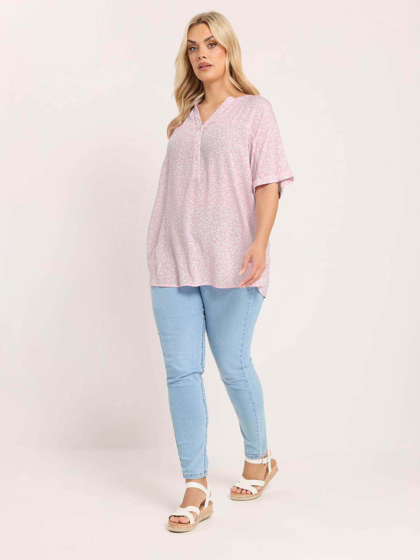 Image 3 of 6 of Yours Curve Gypsy Printed Crinkle Notchneck Top - Pink