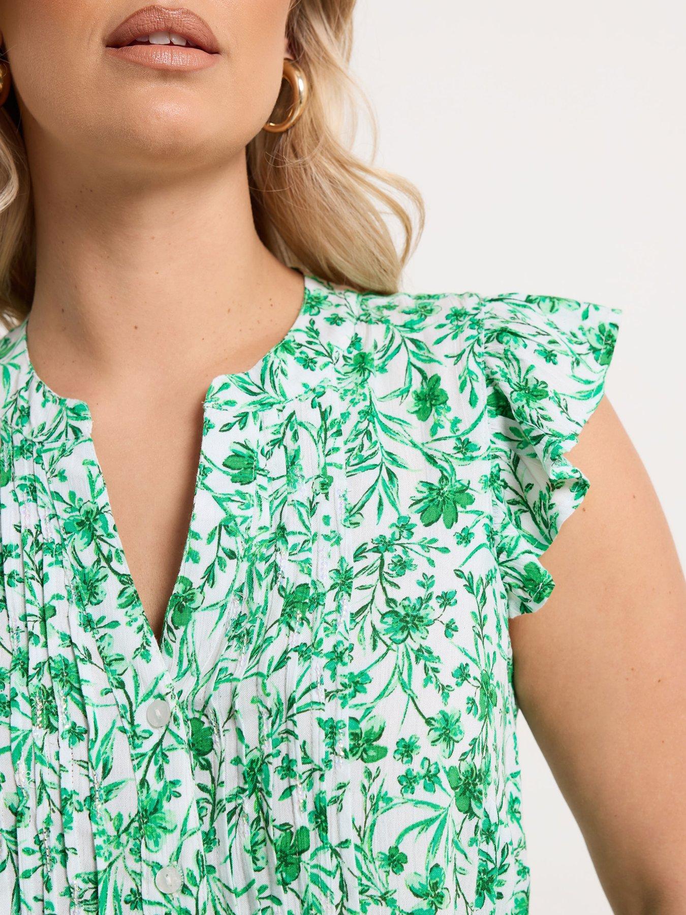 yours-curve-sleeveless-pintuck-blouse-greenoutfit