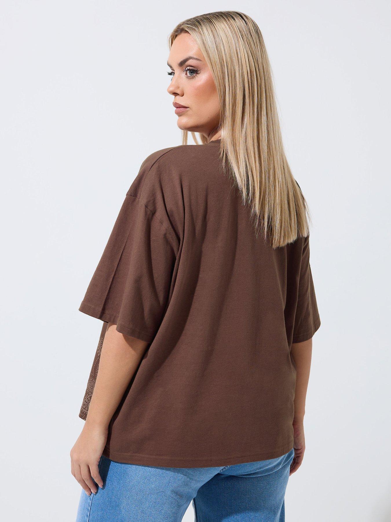 Image 2 of 5 of Yours Curve Floral Print T-Shirt - Brown