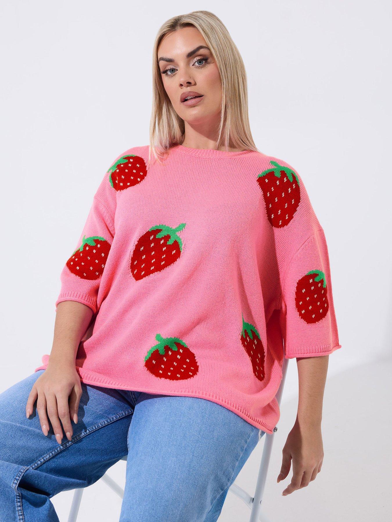 yours-curve-strawberry-knit-boxy-topfront