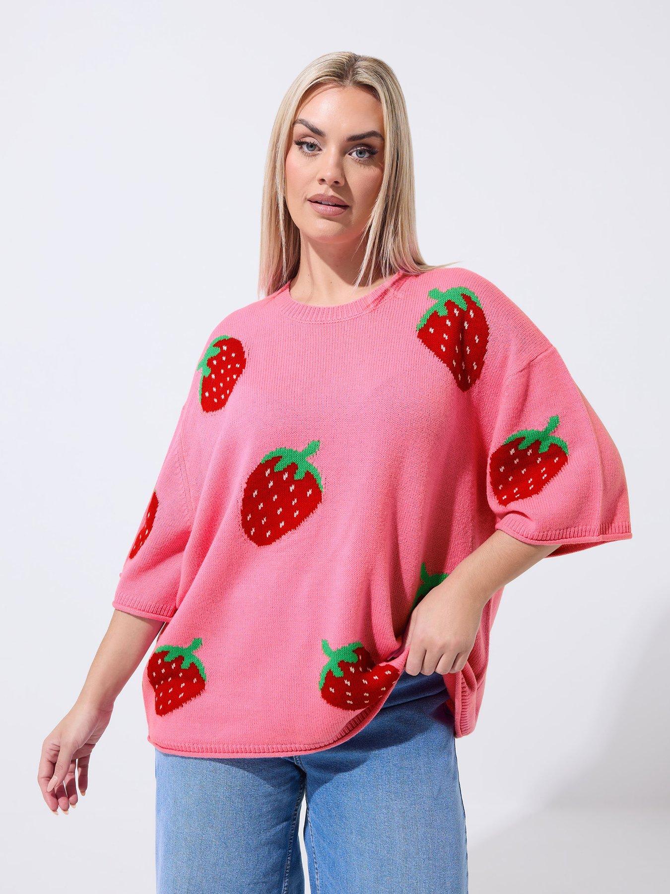 yours-curve-strawberry-knit-boxy-topdetail