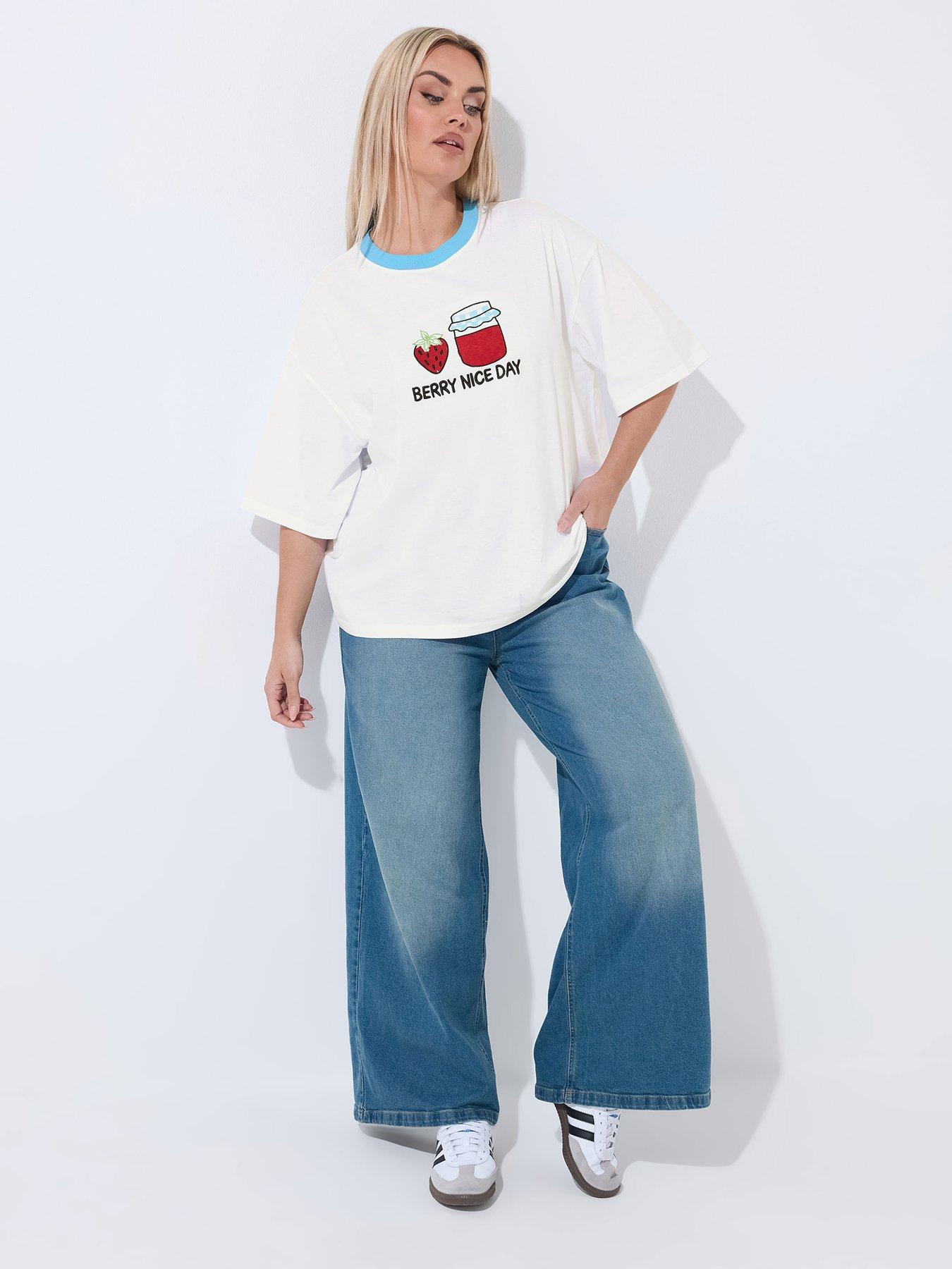 yours-curve-3d-embroidery-t-shirtback